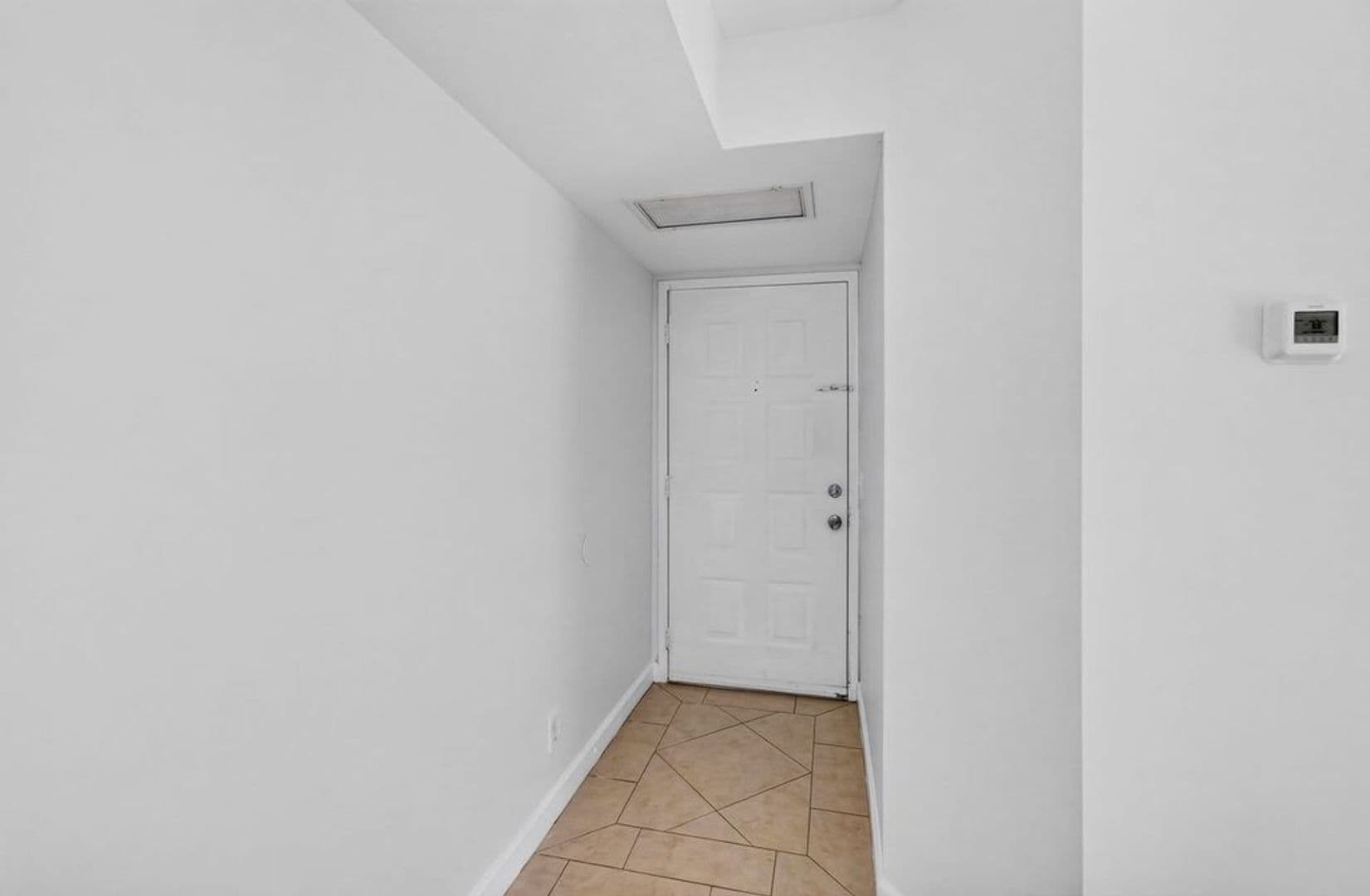 West Palm Beach Condo: 706 Executive Center Dr., #24