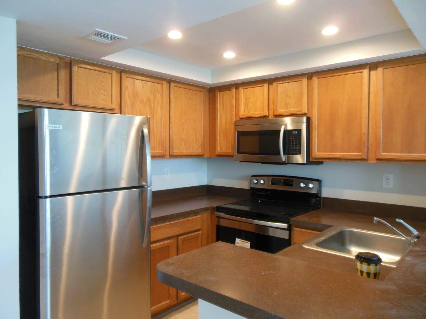 West Palm Beach Condo: 728 Executive Center Dr., #110