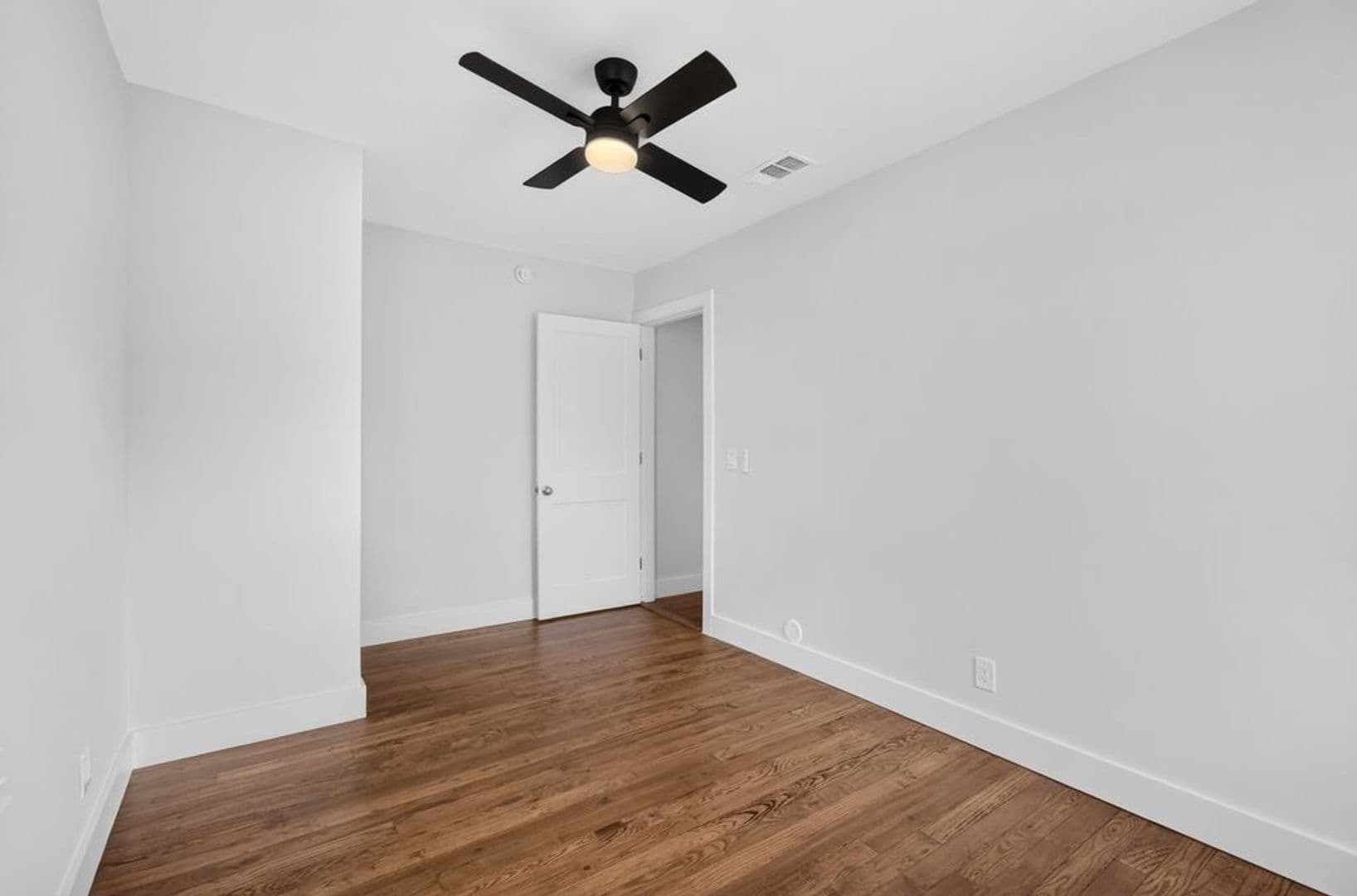 WEST PALM BEACH House: 826 37TH STREET