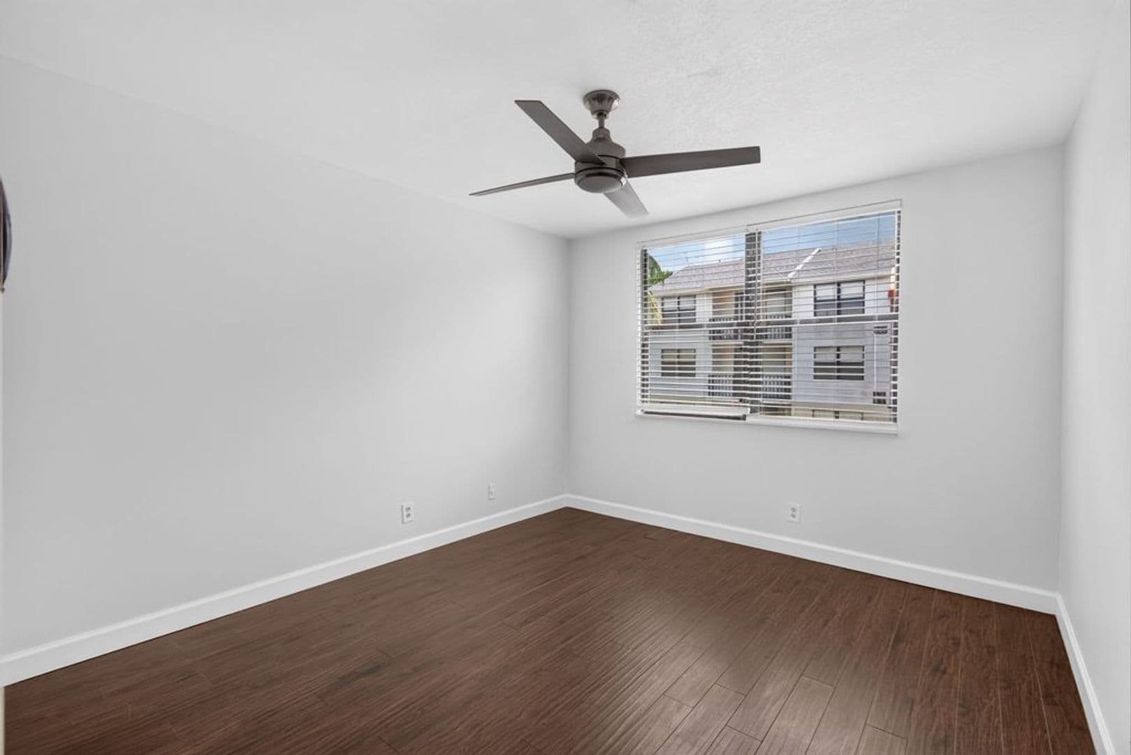 West Palm Beach Condo: 706 Executive Center Dr., #24