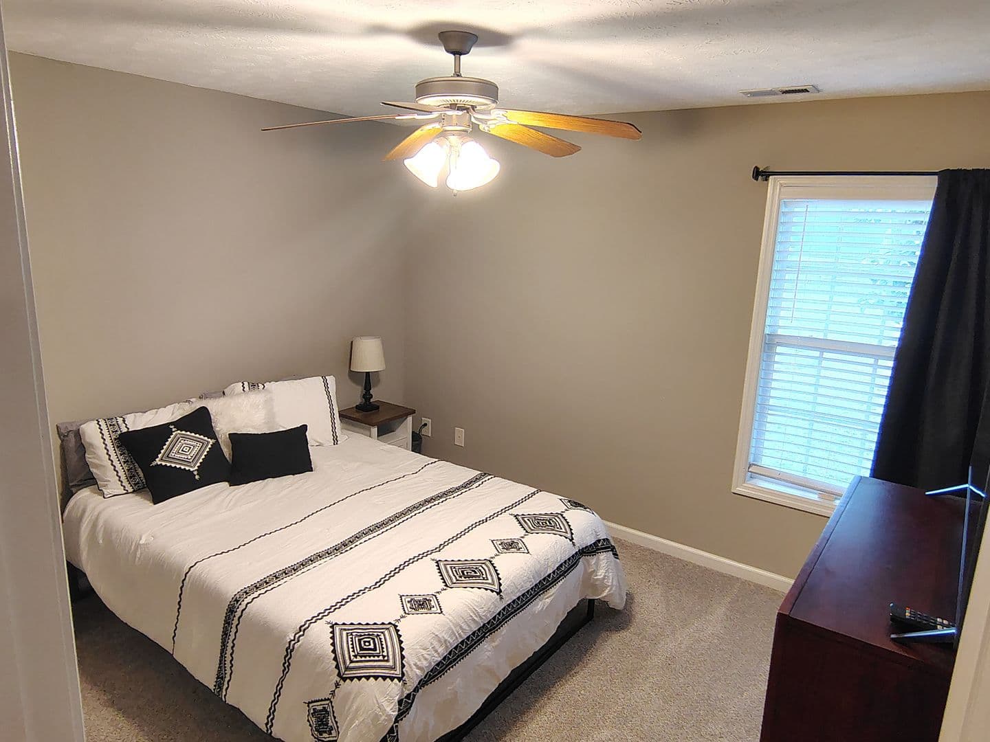 Raeford House: 137 Appalachian Drive