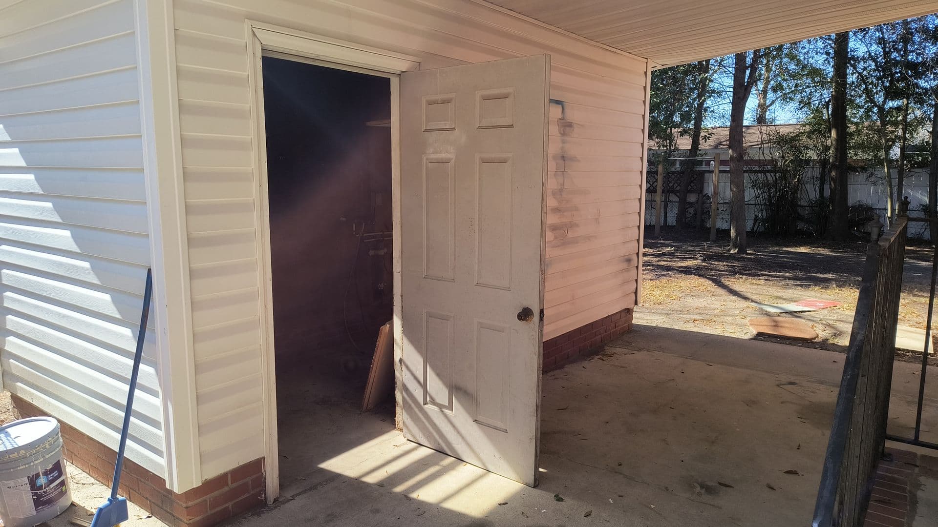 Fayetteville House: 5111 Palmetto Ln