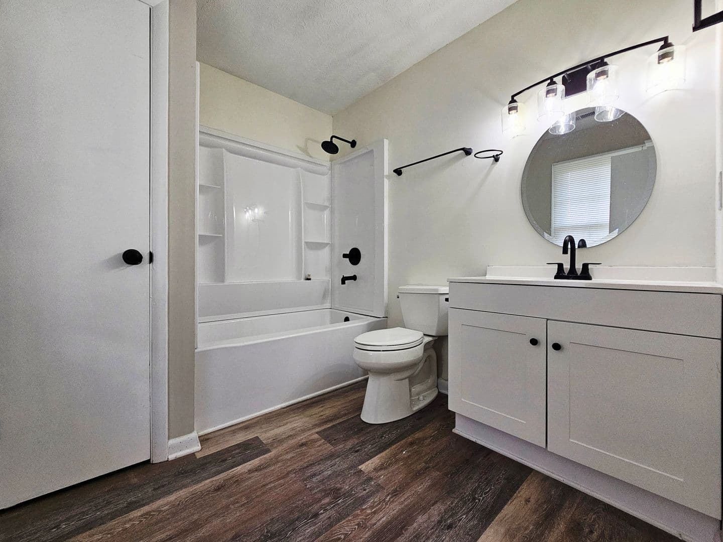 Fayetteville House: 7490 Beverly Drive