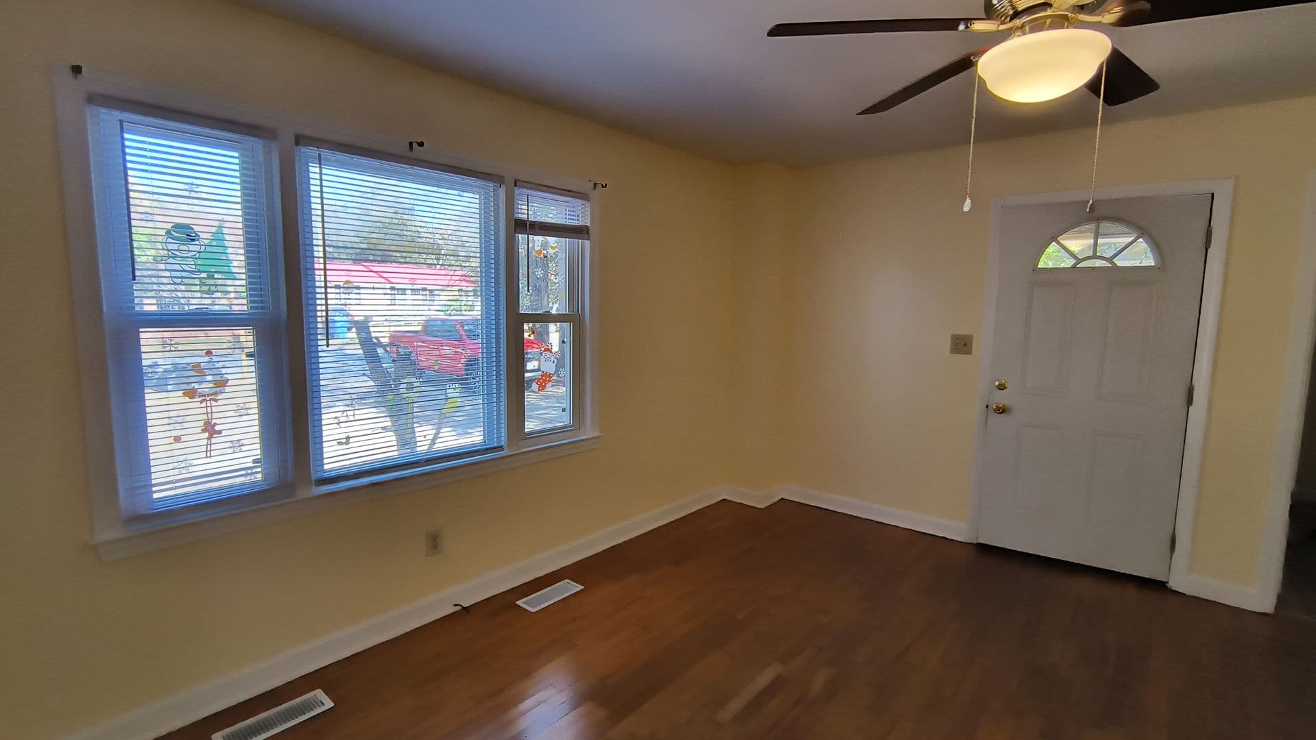 Fayetteville House: 5111 Palmetto Ln