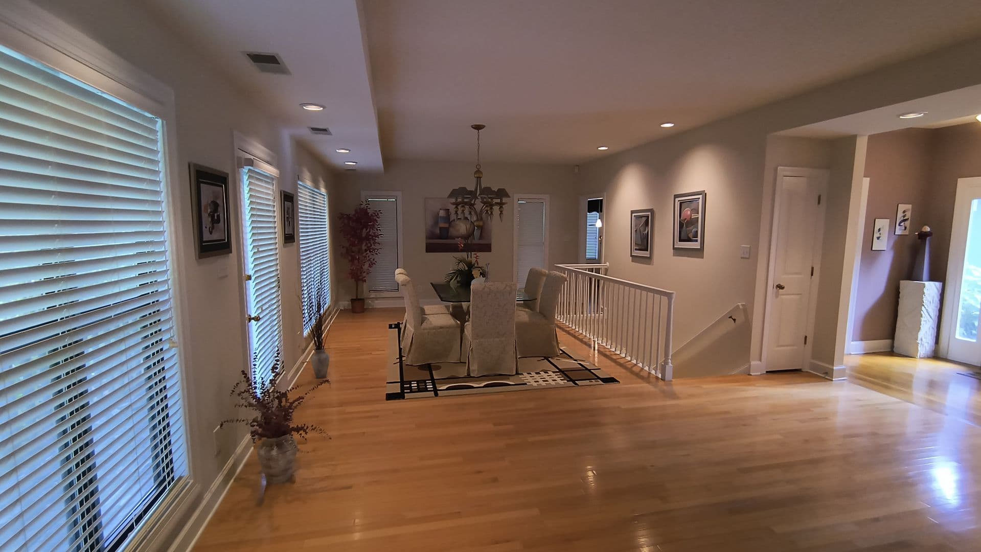 Fayetteville House: 423 Brightwood Drive