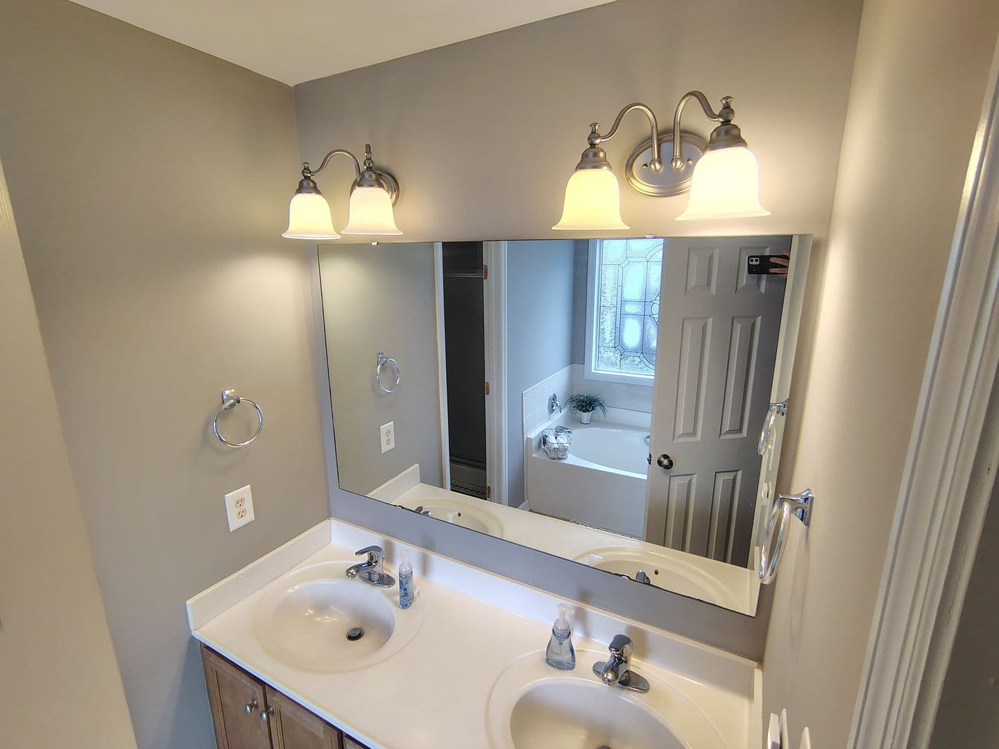 Raeford House: 137 Appalachian Drive