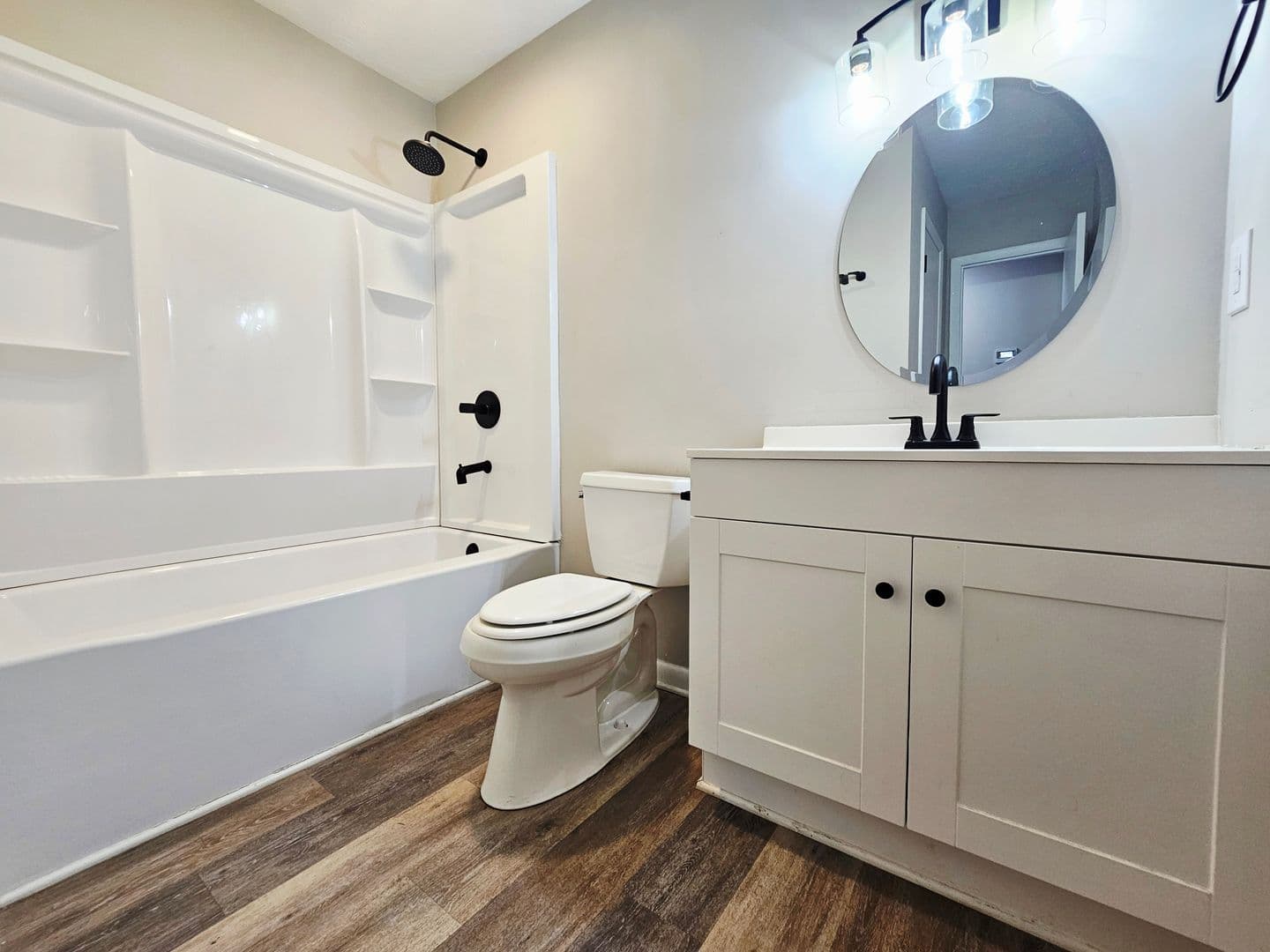 Fayetteville House: 7490 Beverly Drive