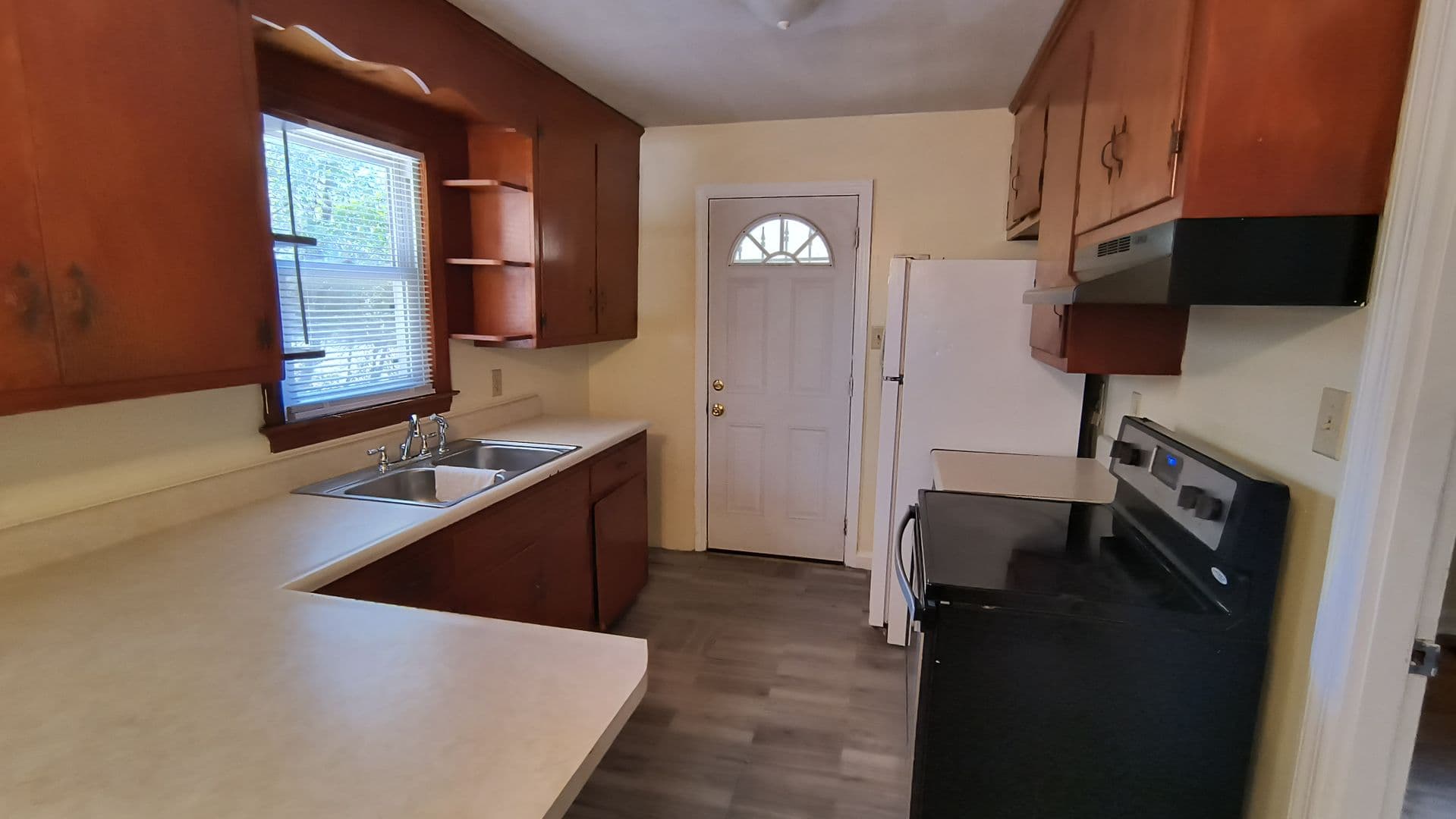 Fayetteville House: 5111 Palmetto Ln