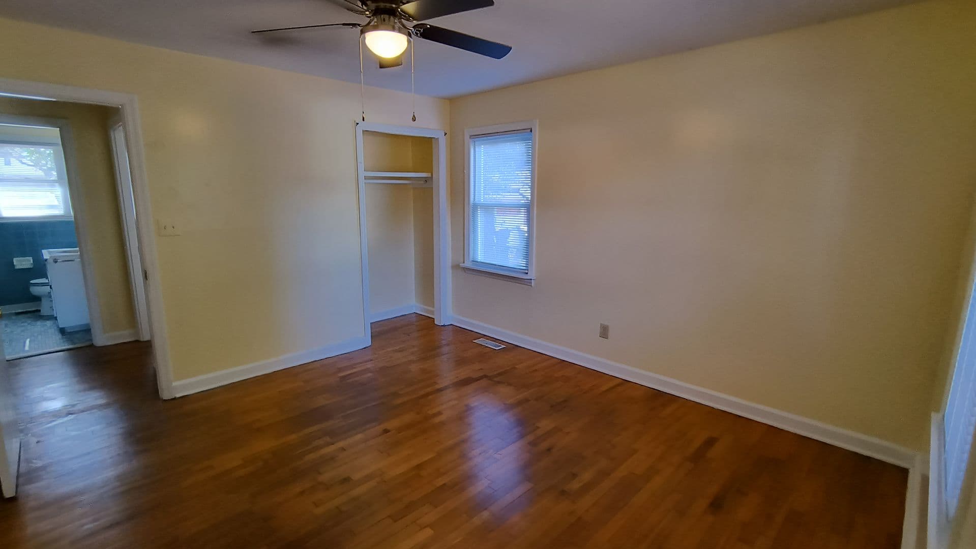 Fayetteville House: 5111 Palmetto Ln