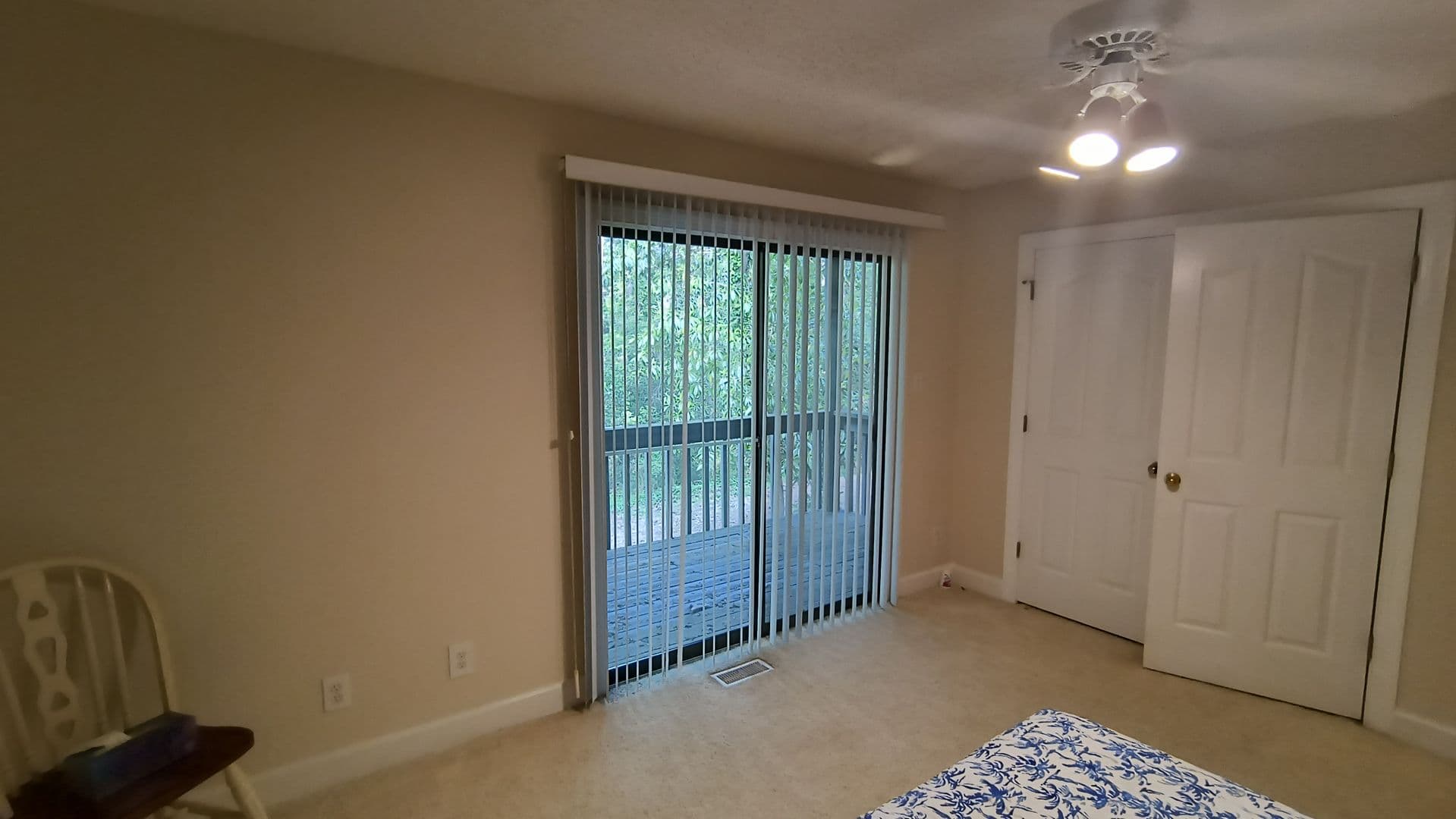 Fayetteville House: 423 Brightwood Drive