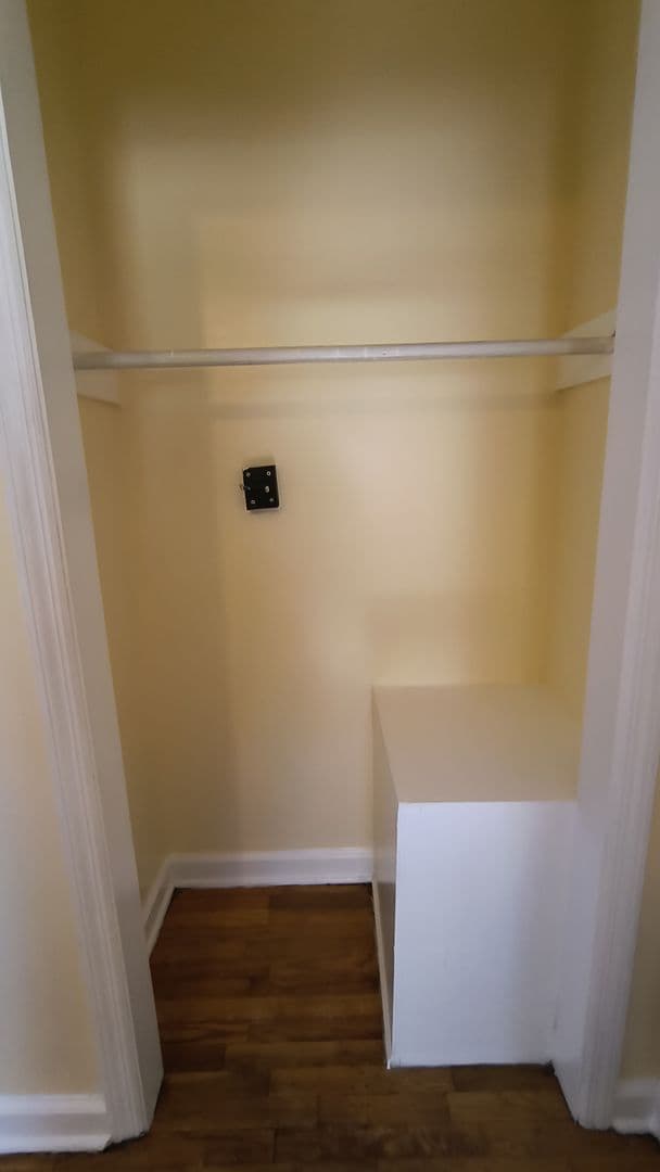 Fayetteville House: 5111 Palmetto Ln