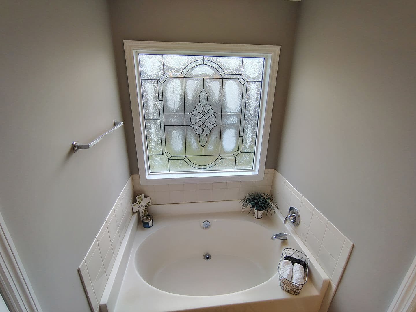 Raeford House: 137 Appalachian Drive