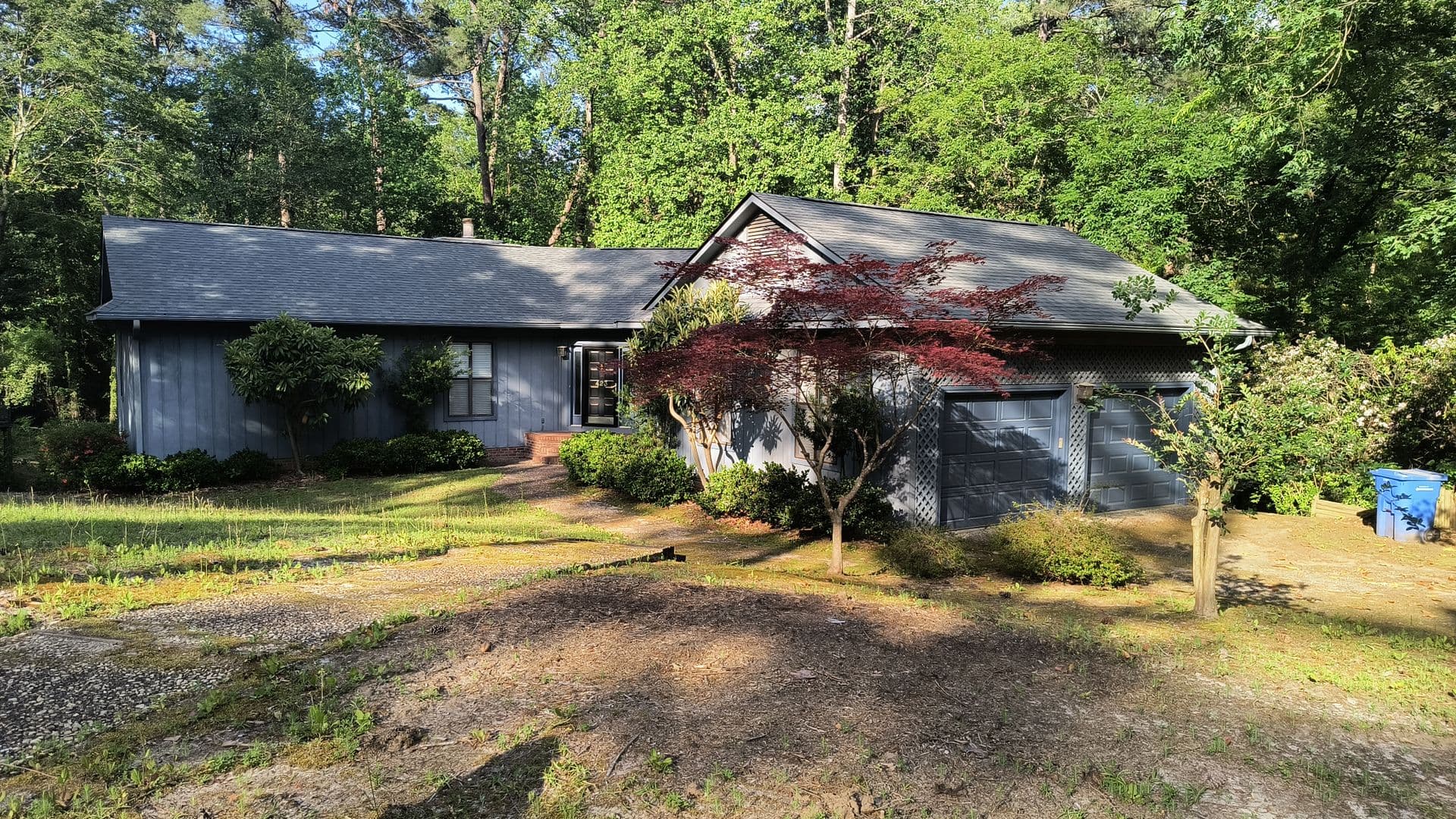 Fayetteville House: 423 Brightwood Drive