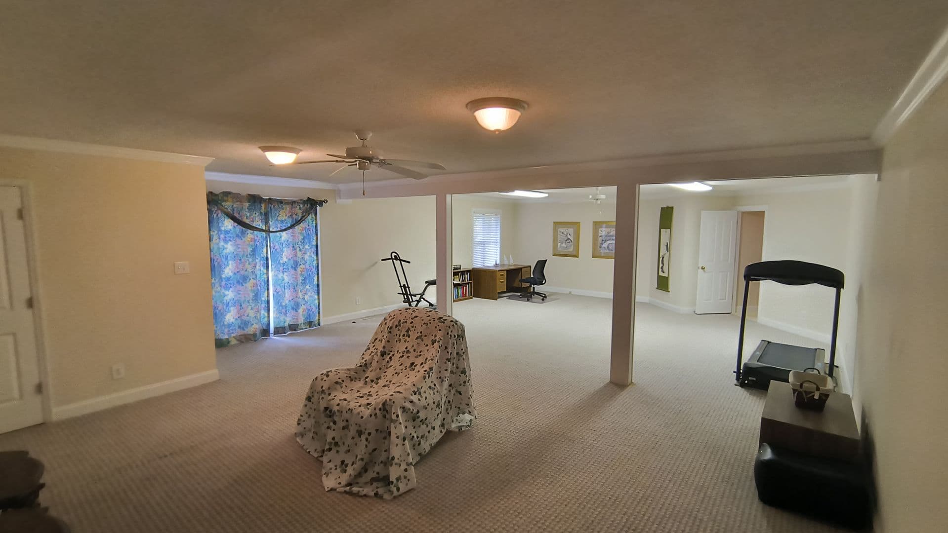Fayetteville House: 423 Brightwood Drive