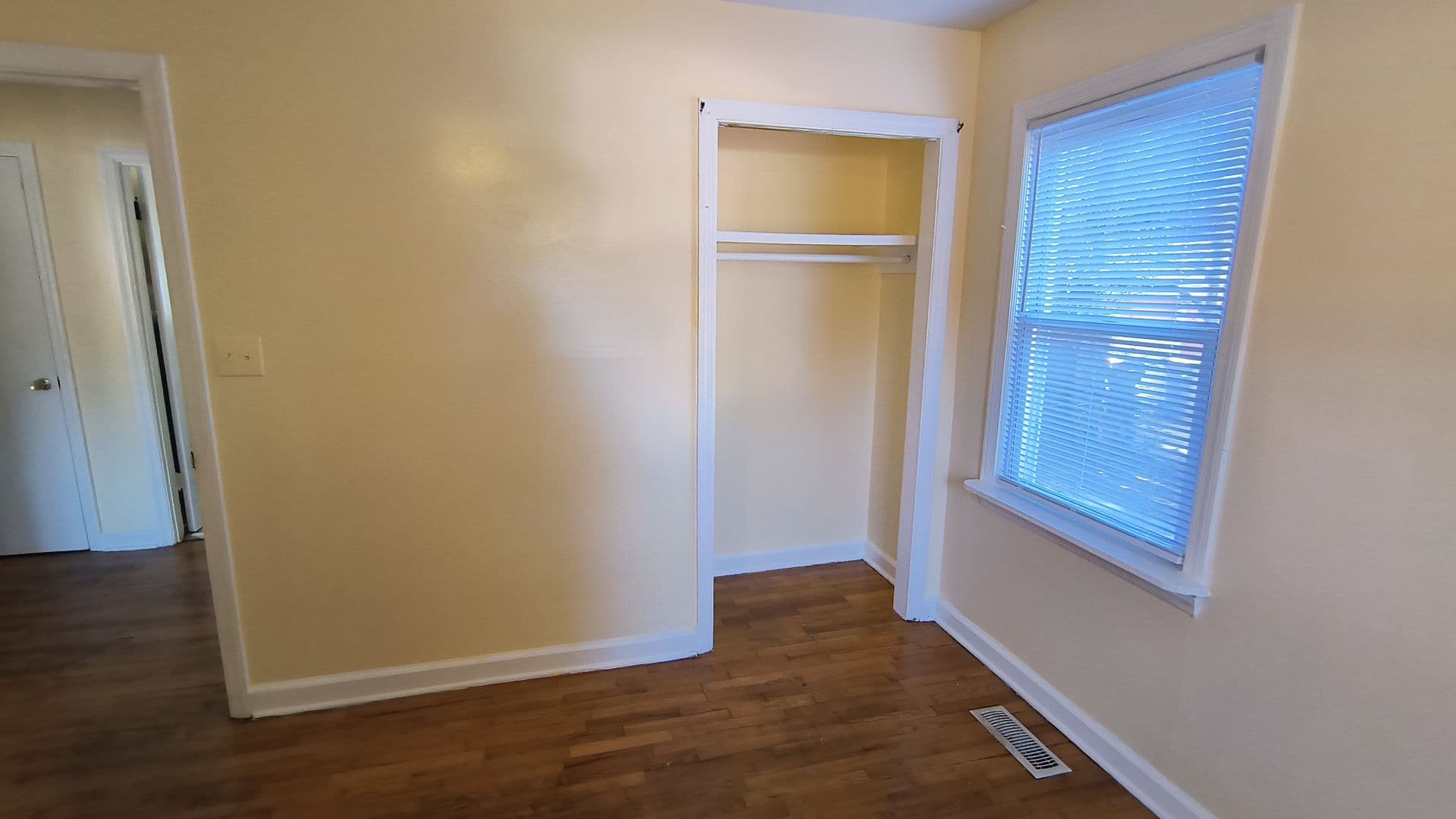 Fayetteville House: 5111 Palmetto Ln