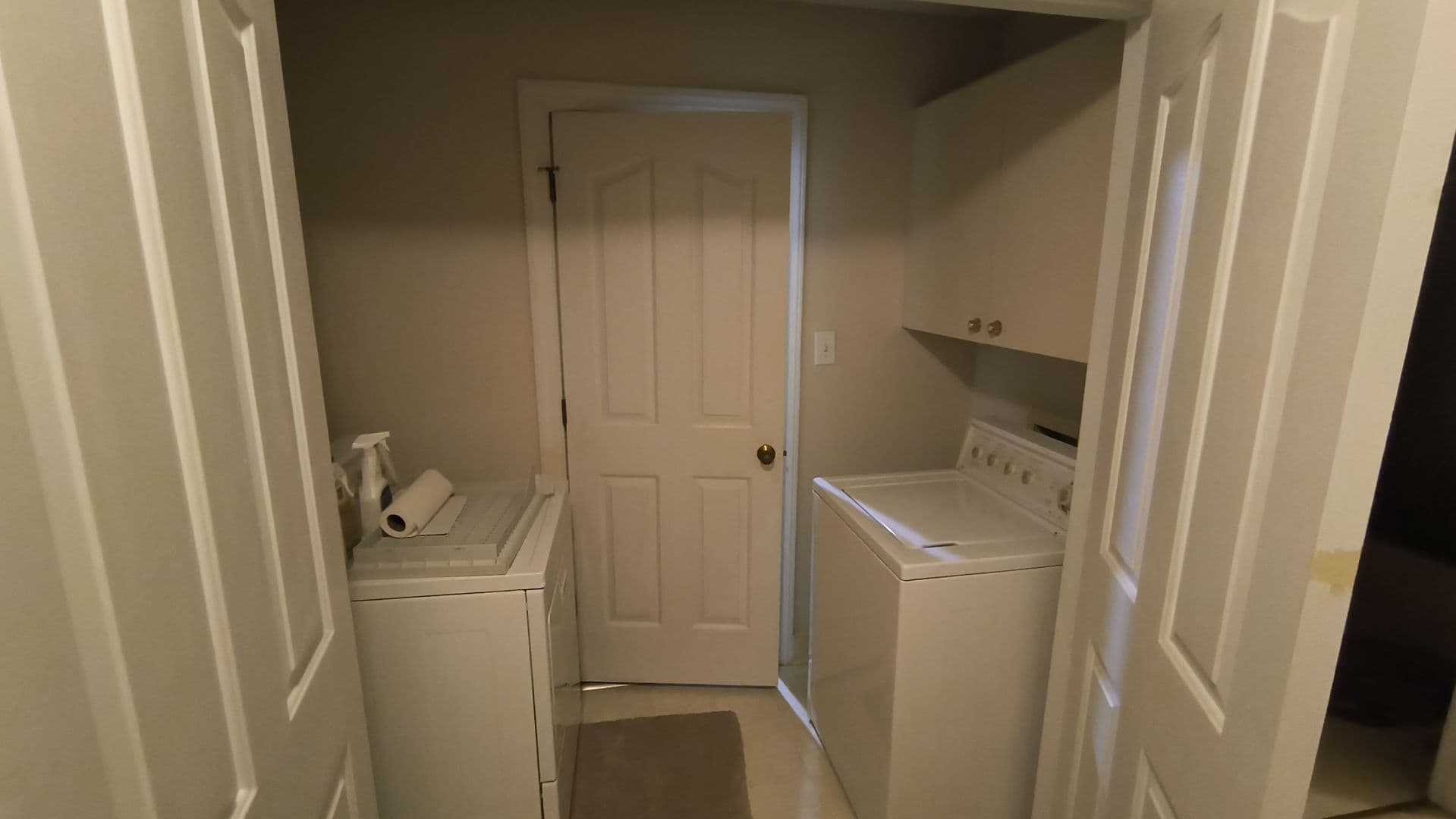 Fayetteville House: 423 Brightwood Drive