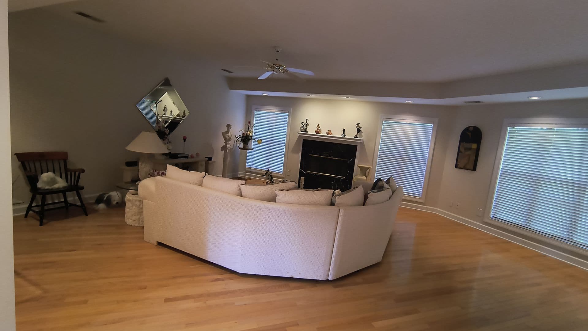 Fayetteville House: 423 Brightwood Drive