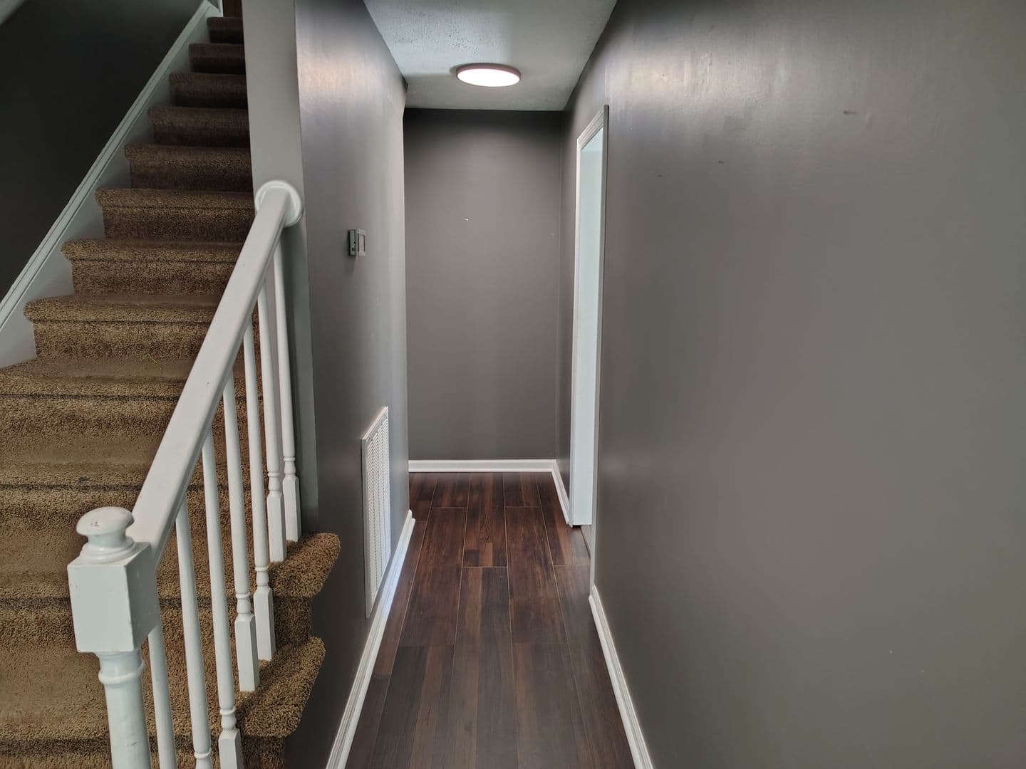 Fayetteville House: 2357 Rolling Hill Road