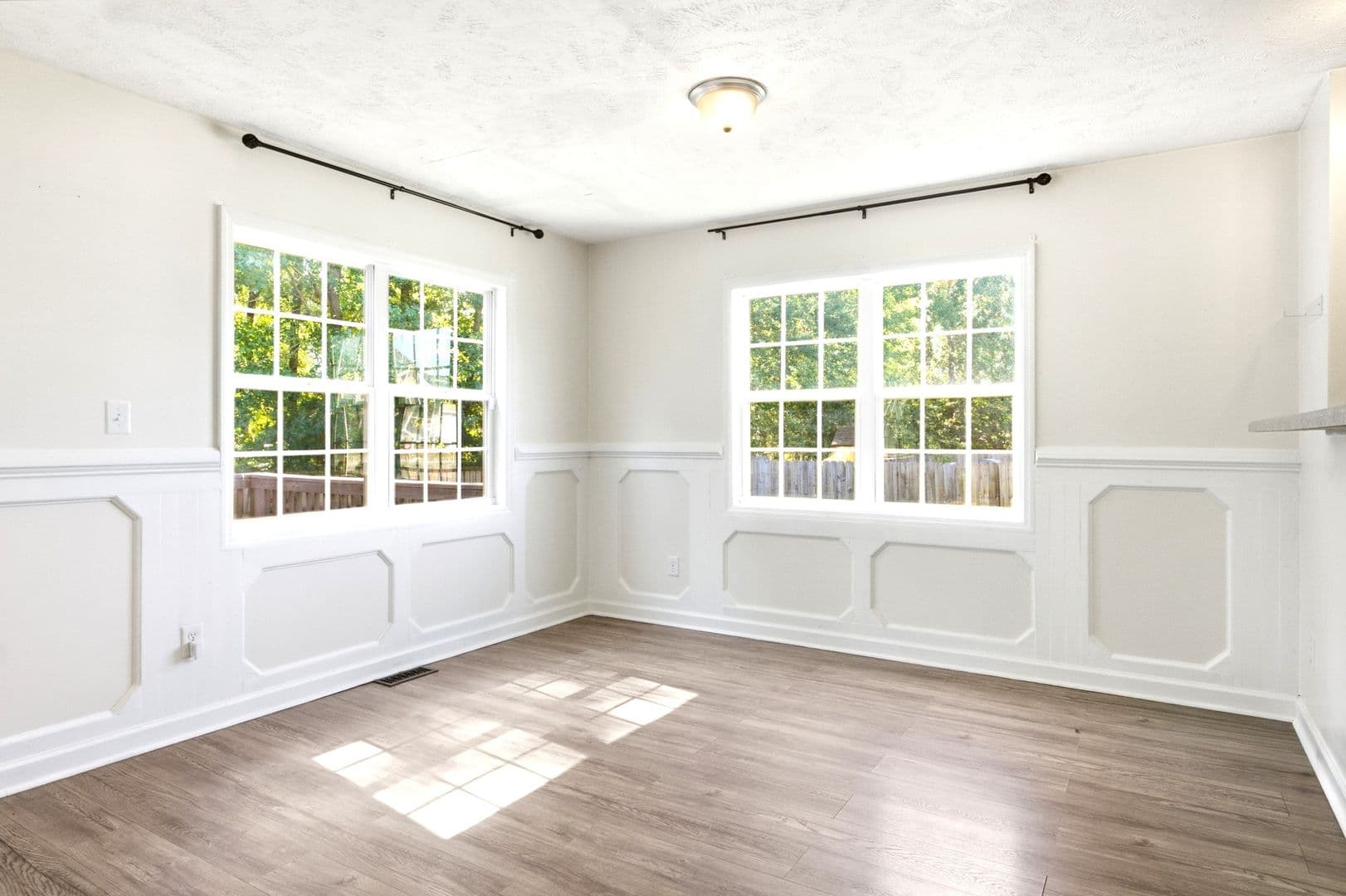 Fayetteville House: 1232 Jereens Creek Rd.