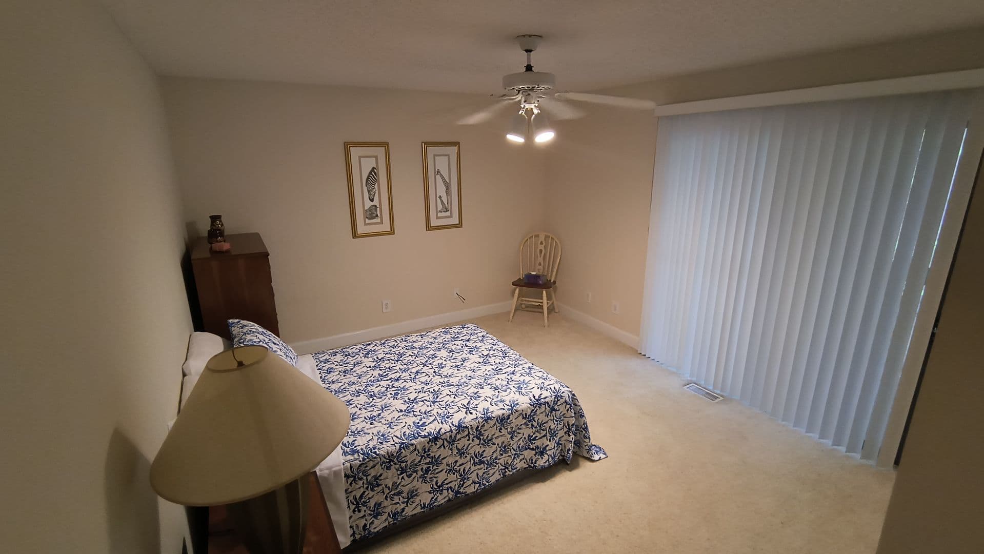 Fayetteville House: 423 Brightwood Drive