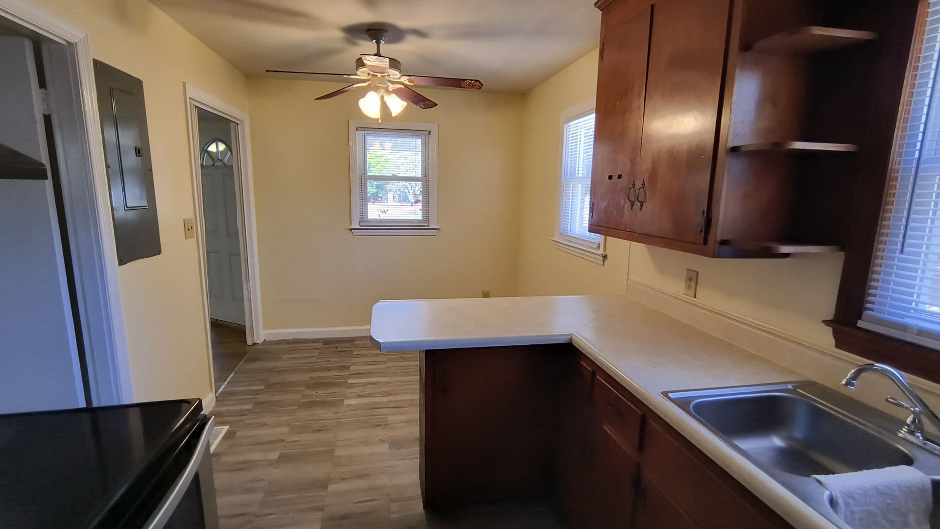 Fayetteville House: 5111 Palmetto Ln