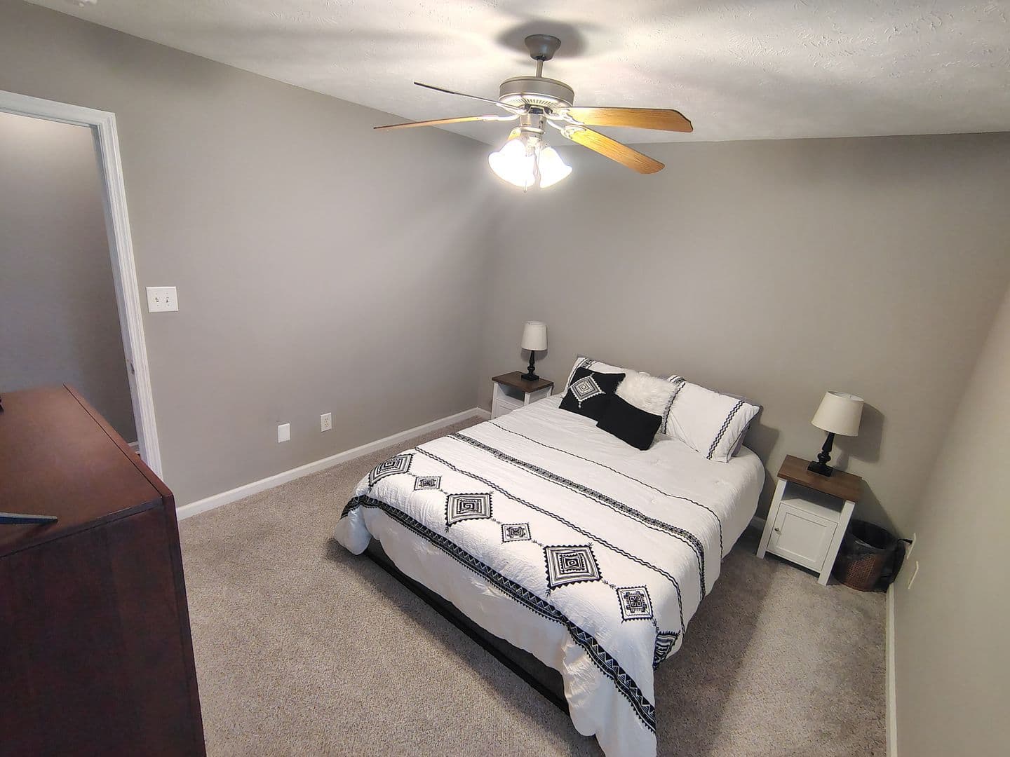 Raeford House: 137 Appalachian Drive
