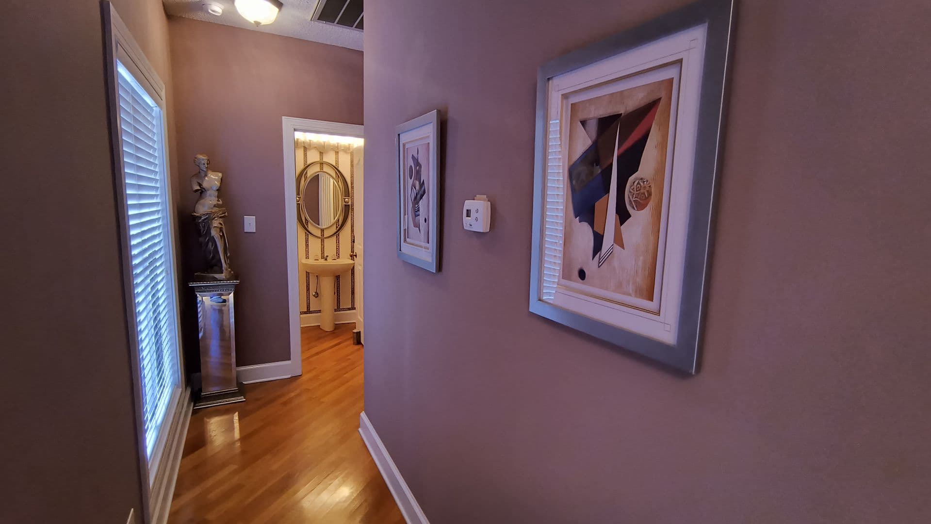 Fayetteville House: 423 Brightwood Drive