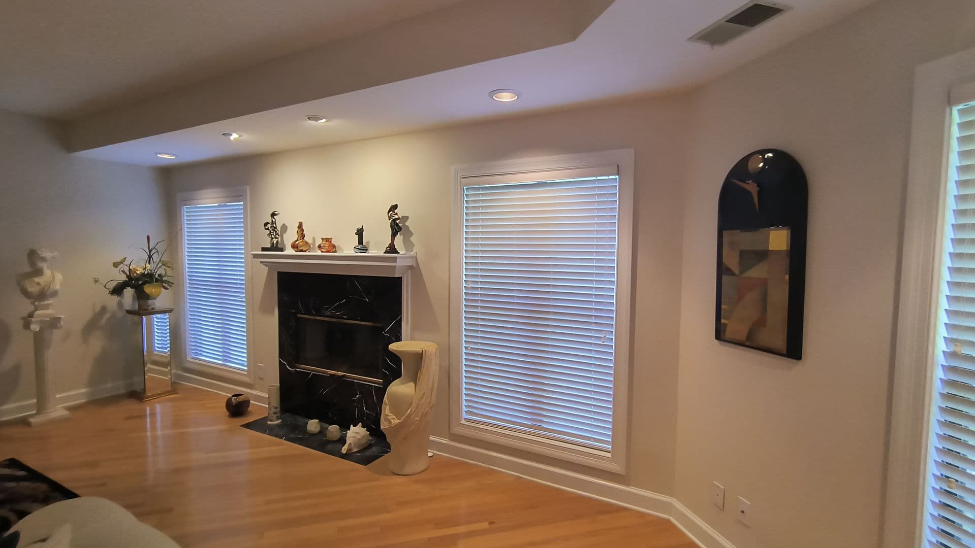 Fayetteville House: 423 Brightwood Drive