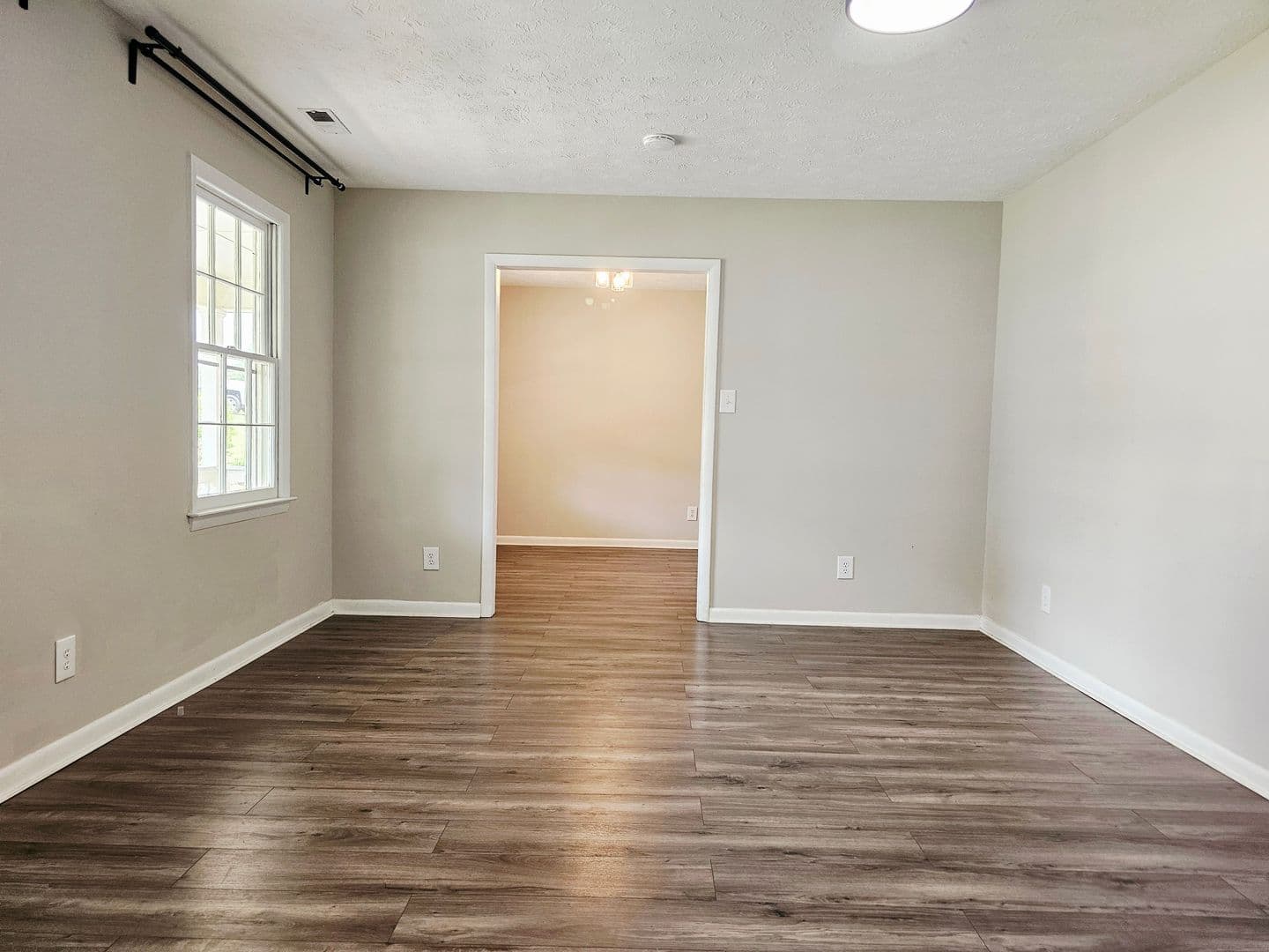 Fayetteville House: 7490 Beverly Drive