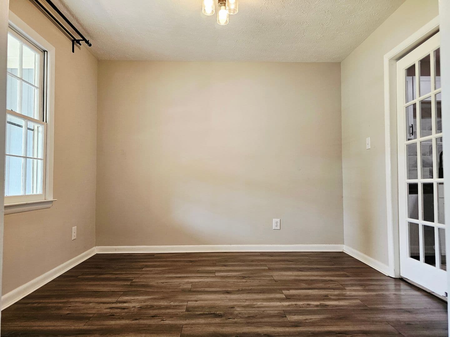 Fayetteville House: 7490 Beverly Drive