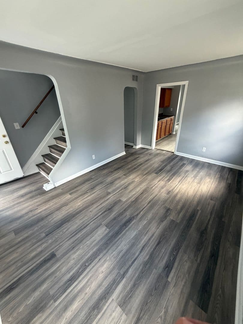 Harper Woods House: 20640 Kenosha St