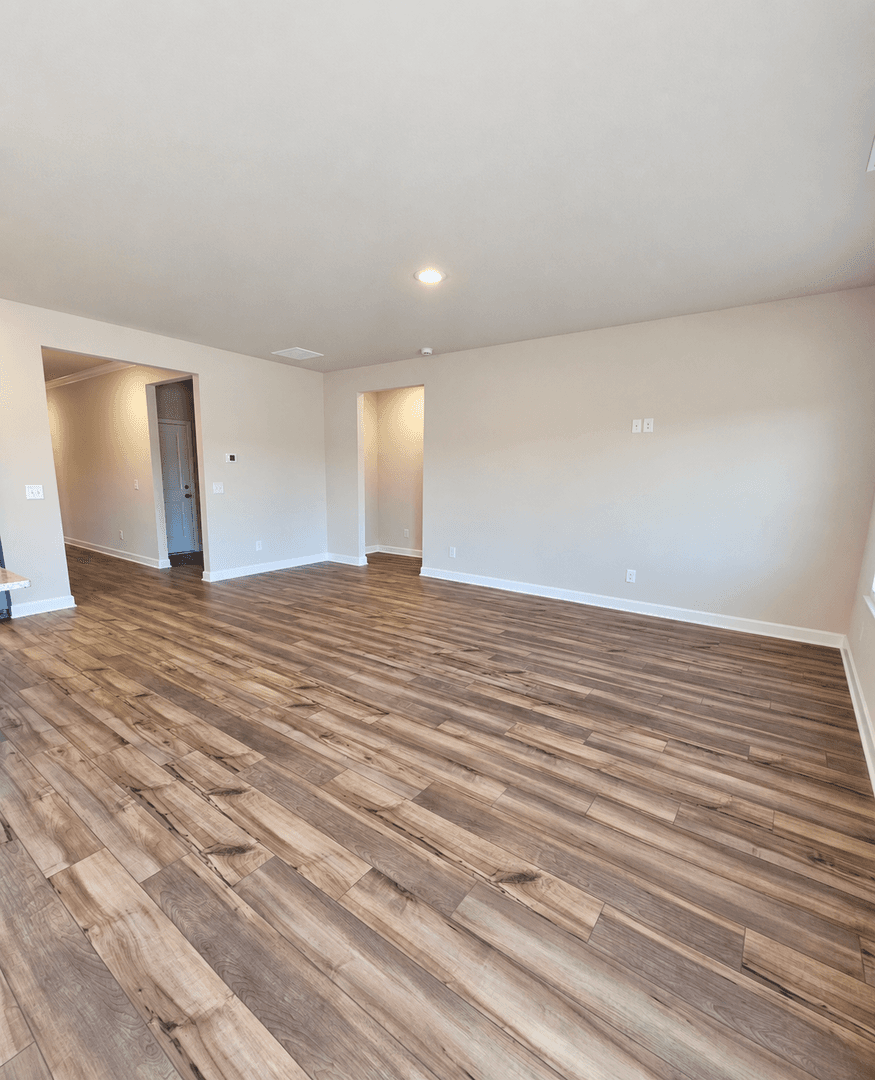 Longs House: 315 Wades Way