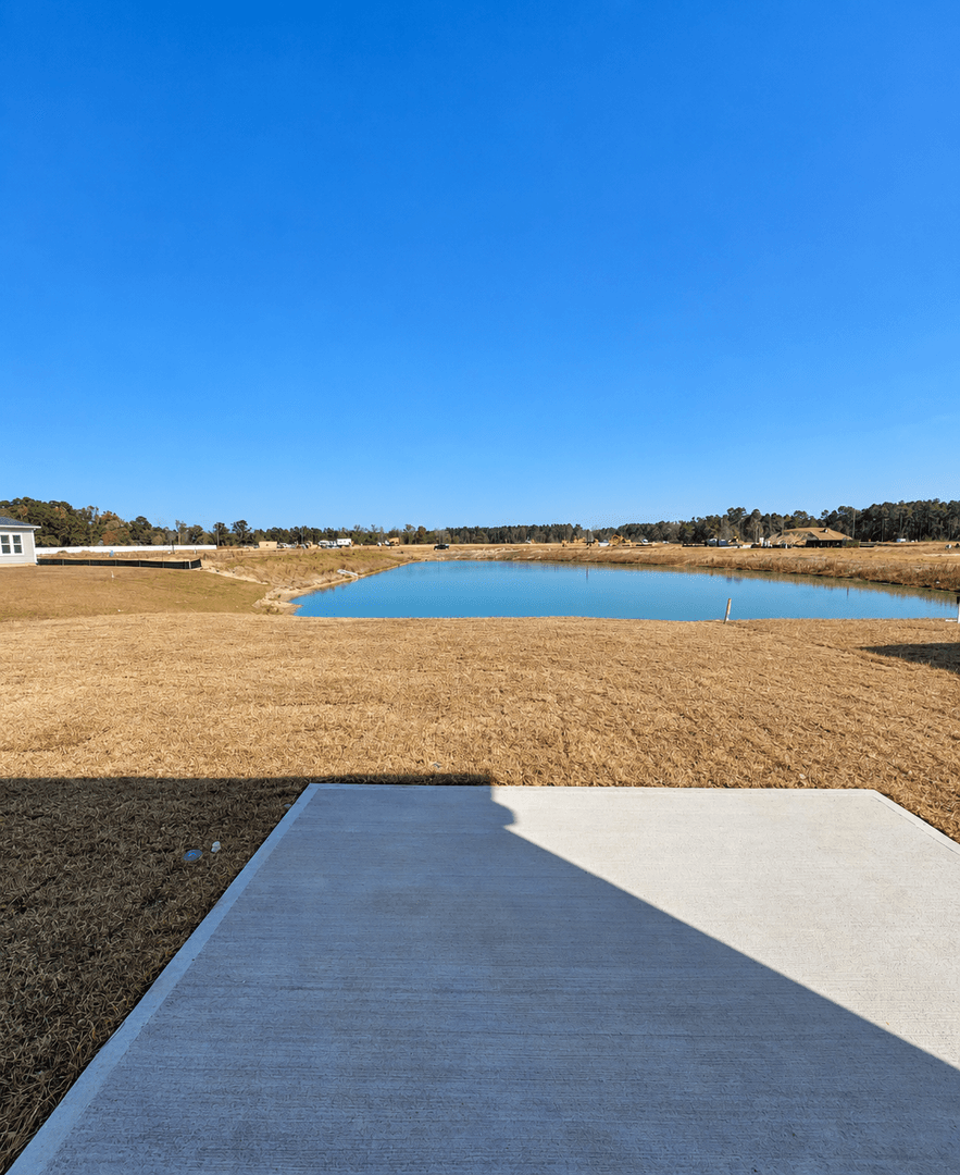 Longs House: 315 Wades Way