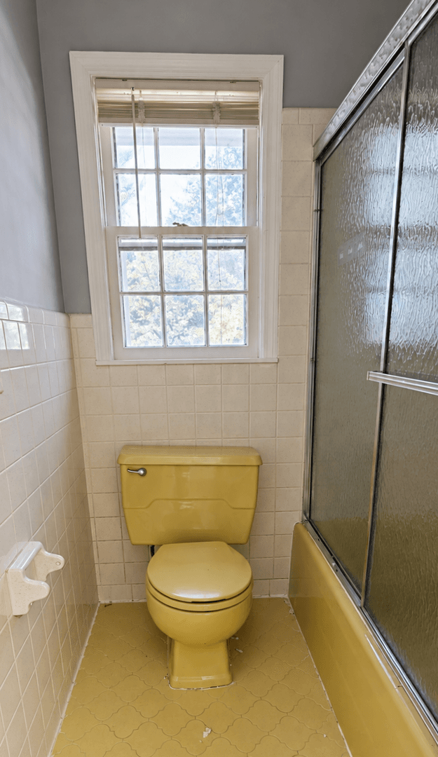 Conway House: 6300 Highway 701 S