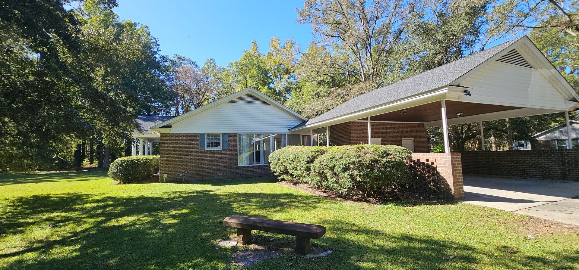 Conway House: 6300 Highway 701 S