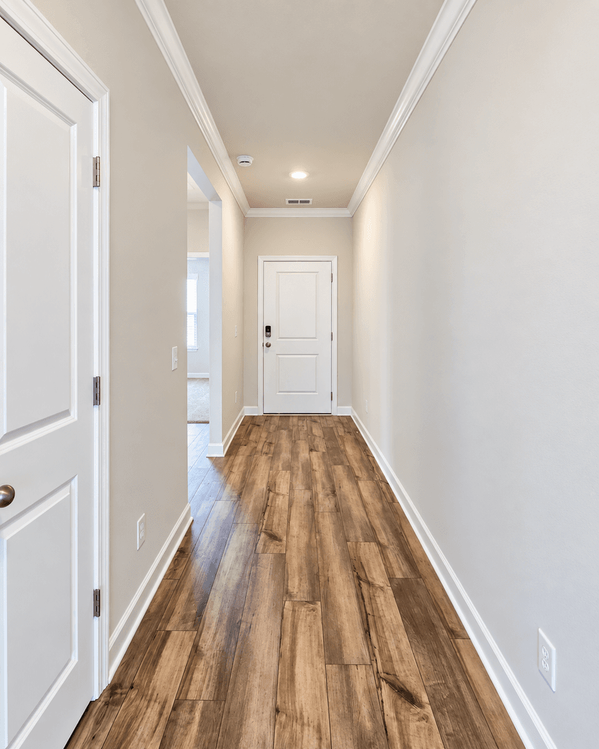 Longs House: 315 Wades Way