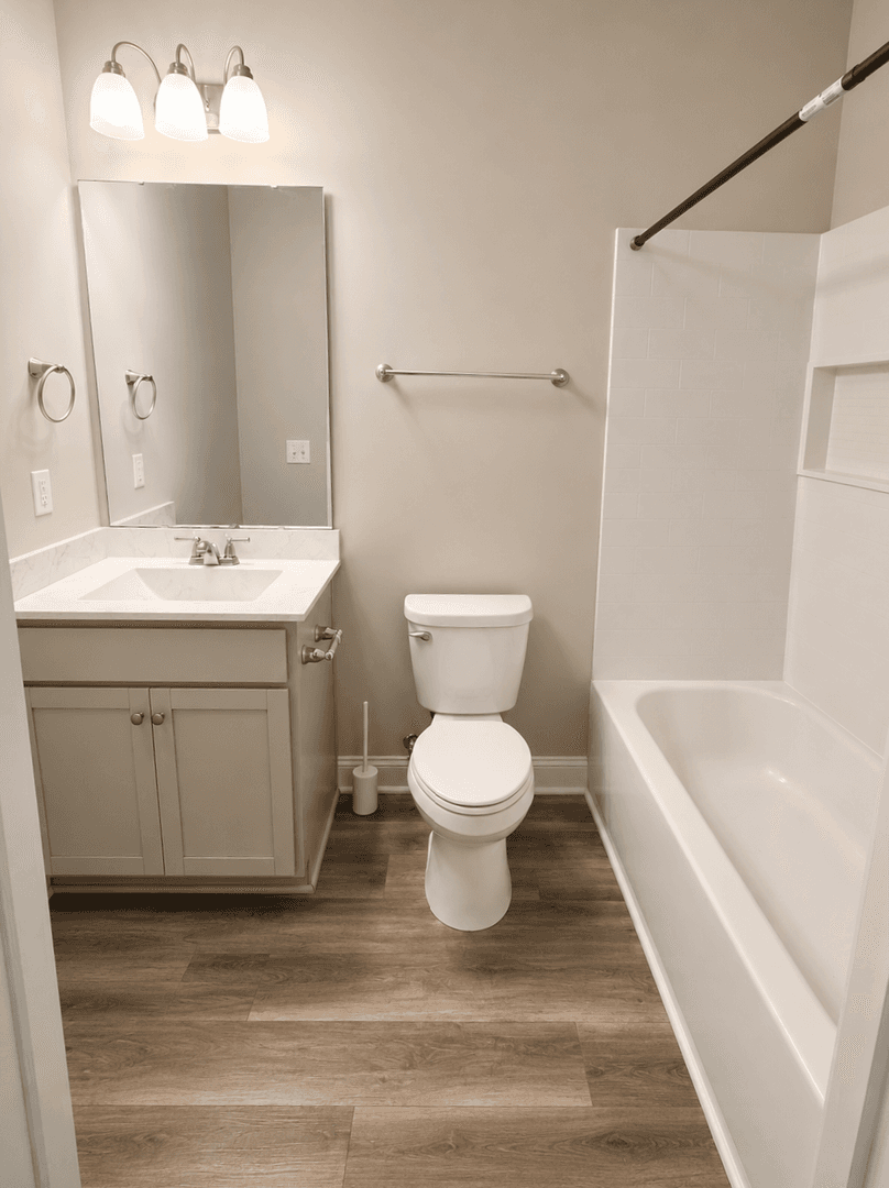 Conway House: 340 Kiskadee Loop, #K