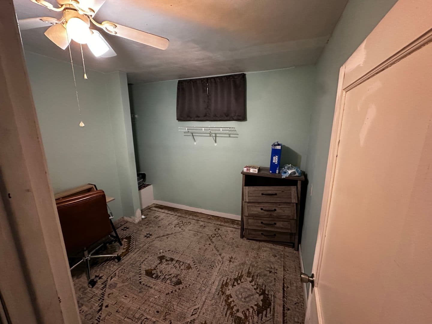 Cedar Falls Apartment: 1604 College St