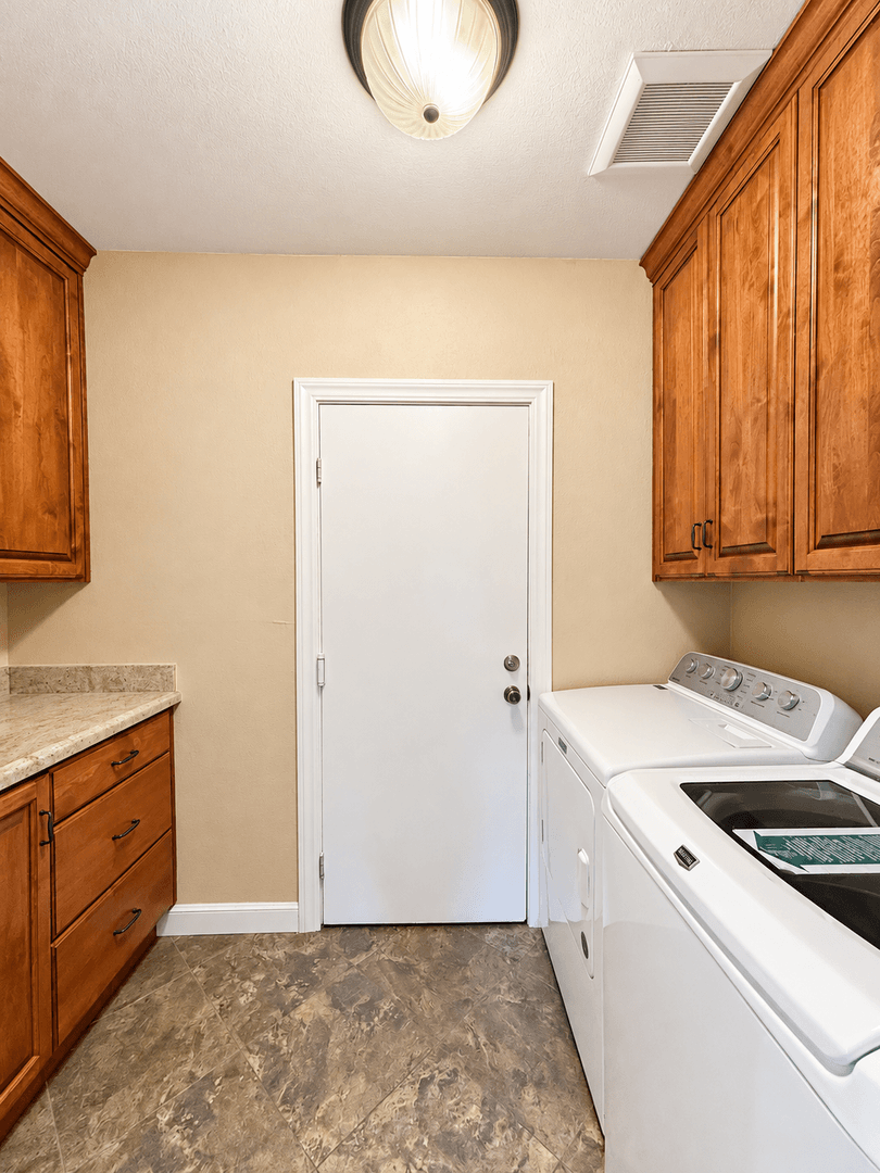 Fremont House: 40643 Encanto Way