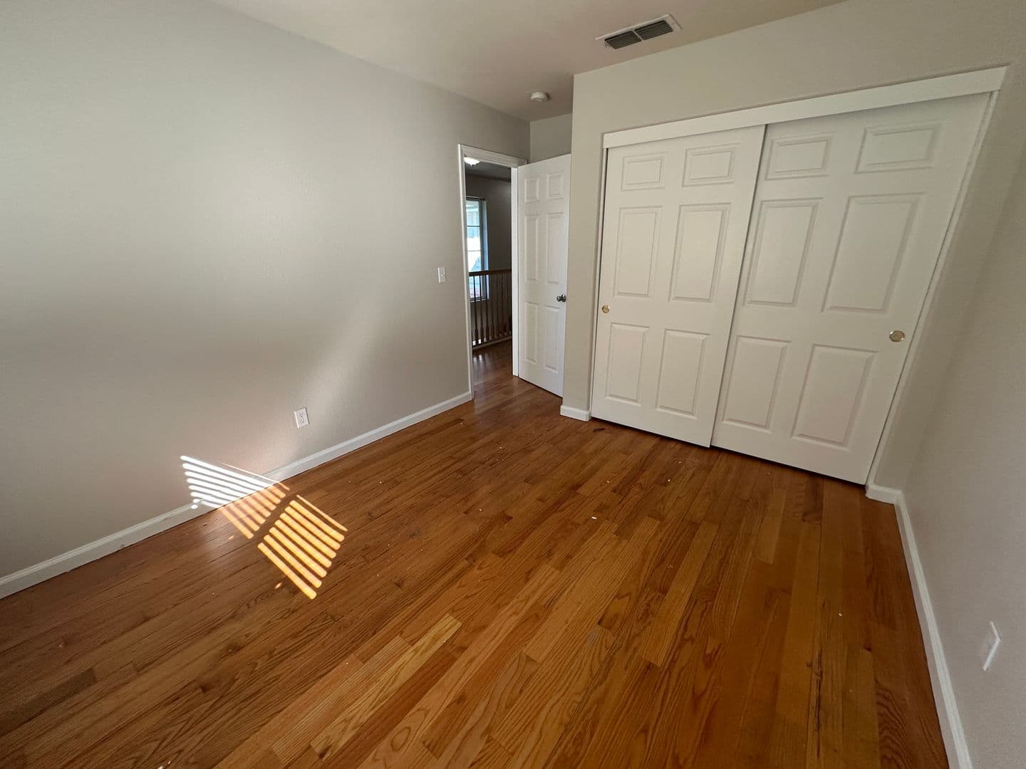 Tracy House: 1541 Peony Dr