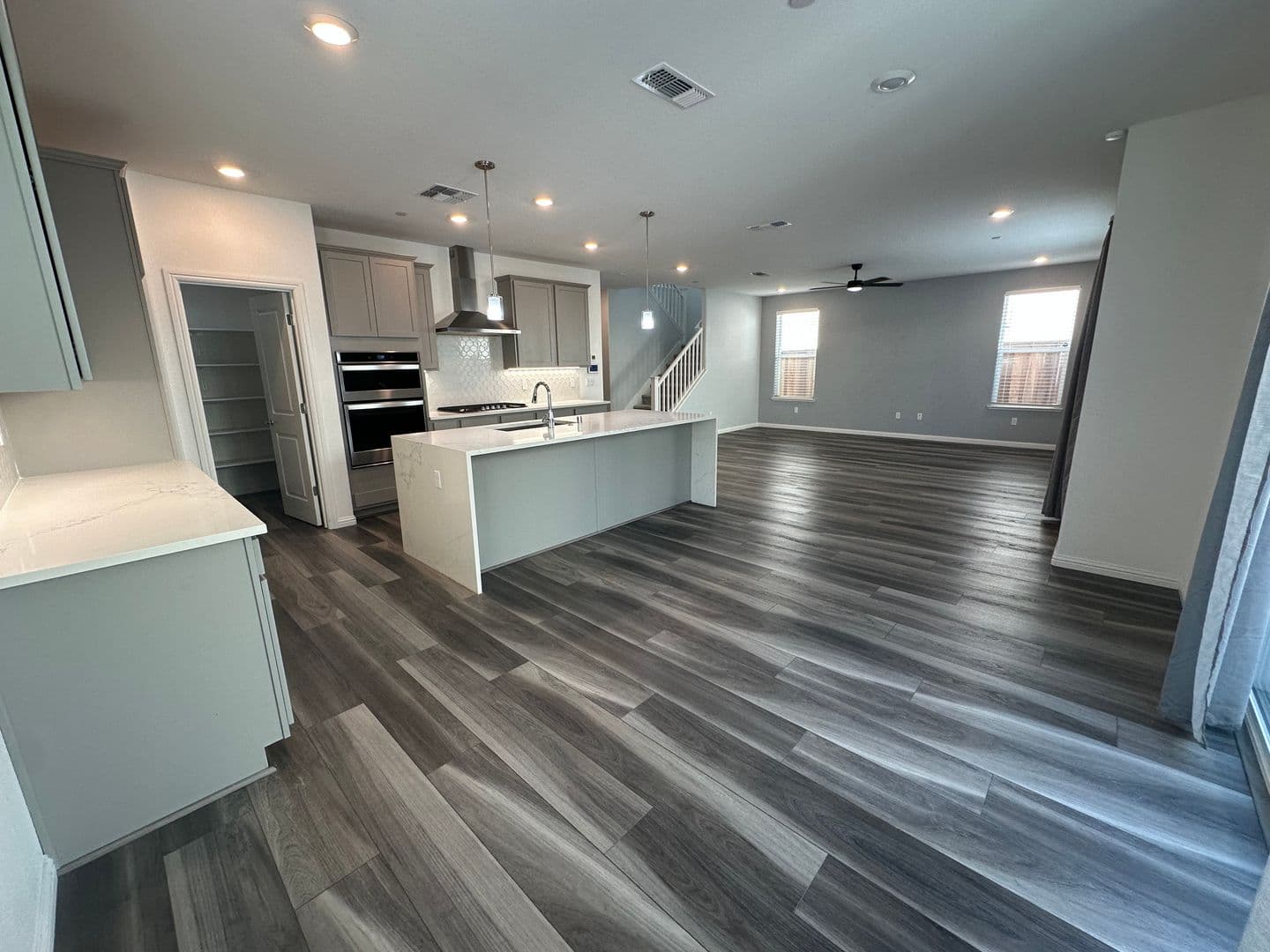 Brentwood House: 209 Brush Creek Dr