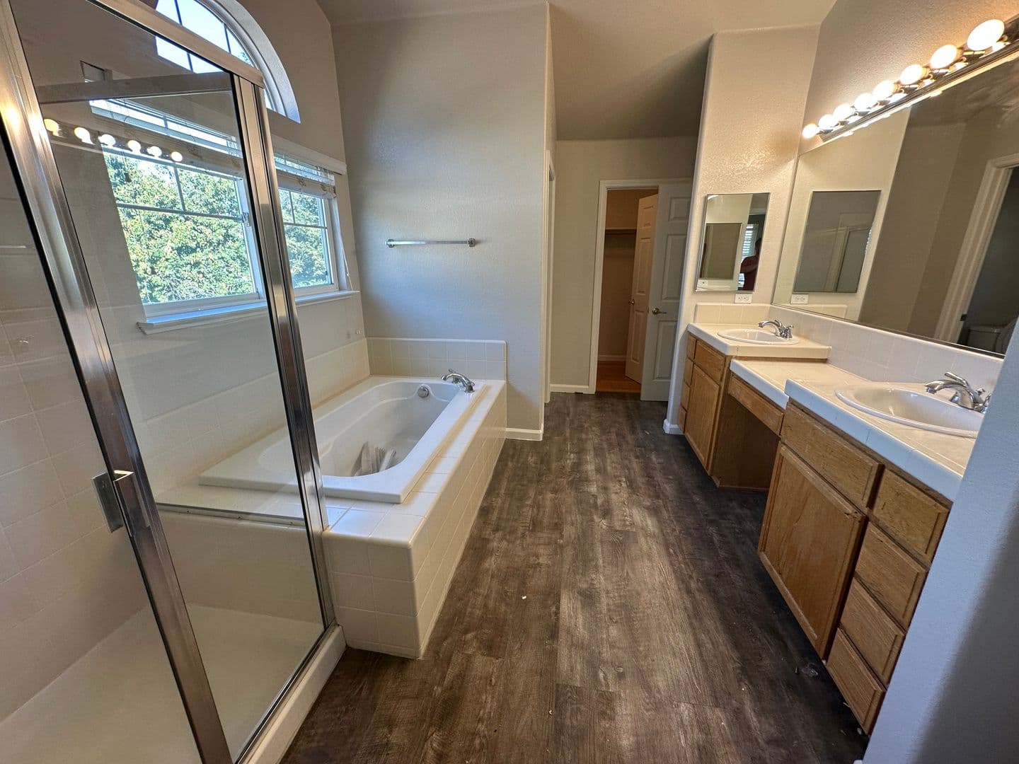 Tracy House: 1541 Peony Dr