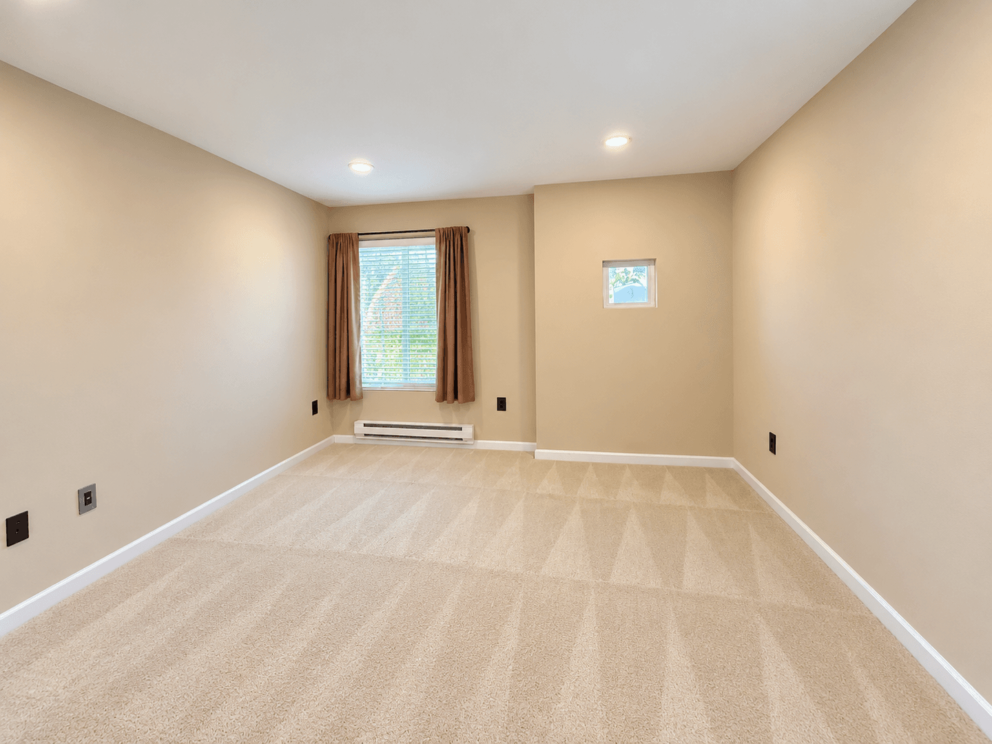San Jose Condo: 709 Applause Place