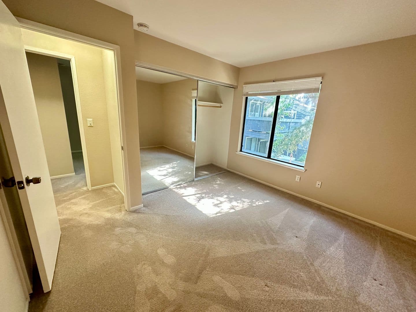 Dublin House: 7110 Cross Creek Circle D