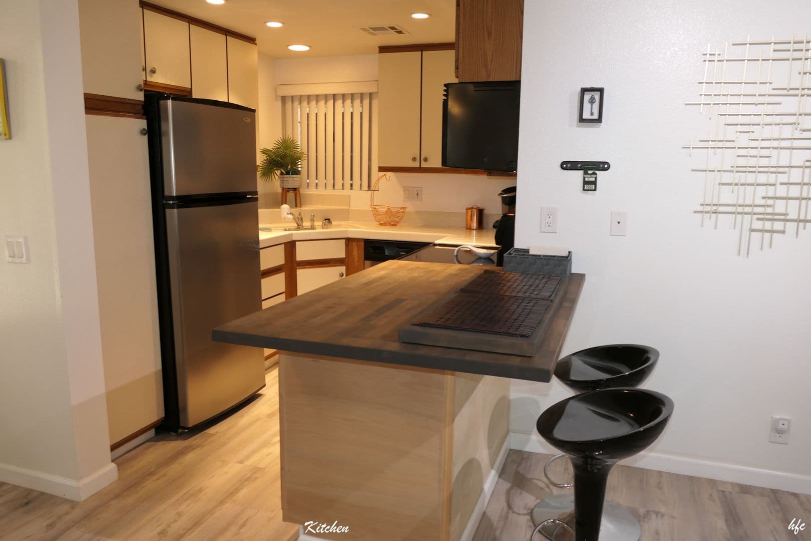 Palm Springs Condo: 2700 Lawrence Crossley Rd Unit B15