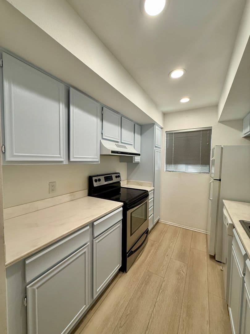 Palm Springs Condo: 1050 E. Ramon Rd  #43