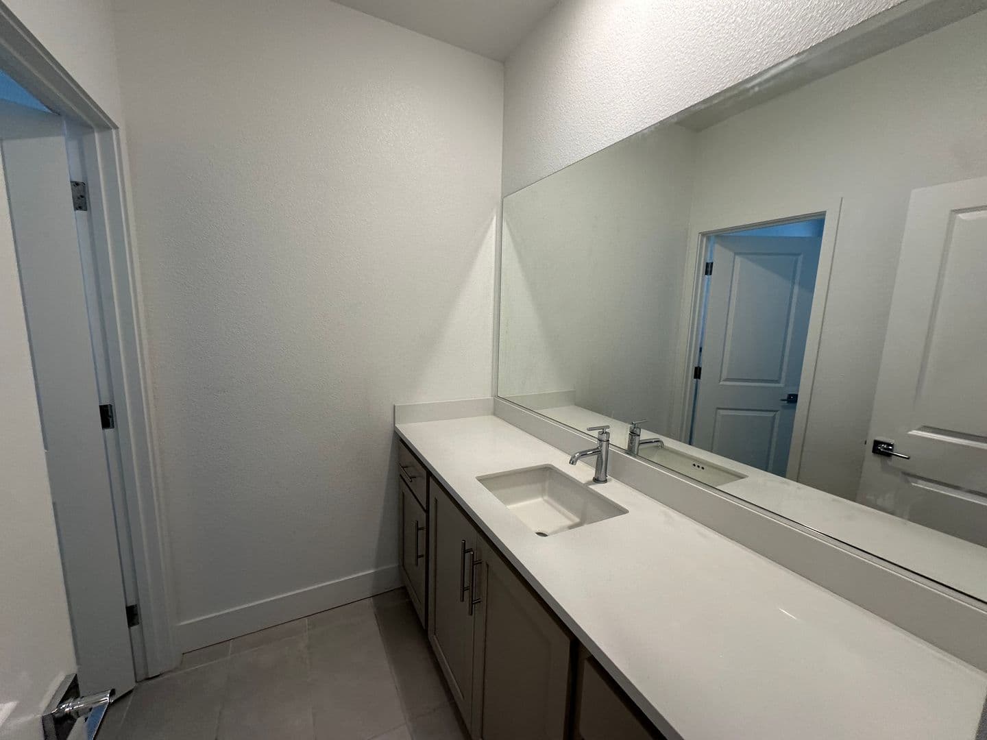 Mountain House House: 149 W Ukiah Pl