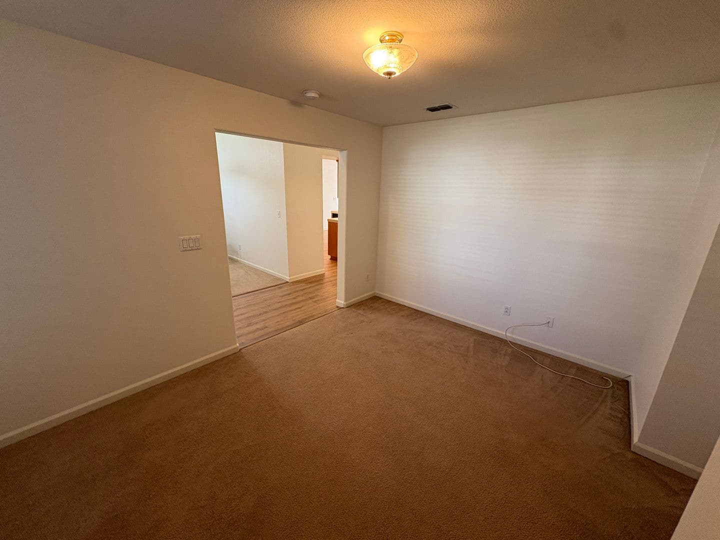 Oakley House: 5120 Winchester Dr