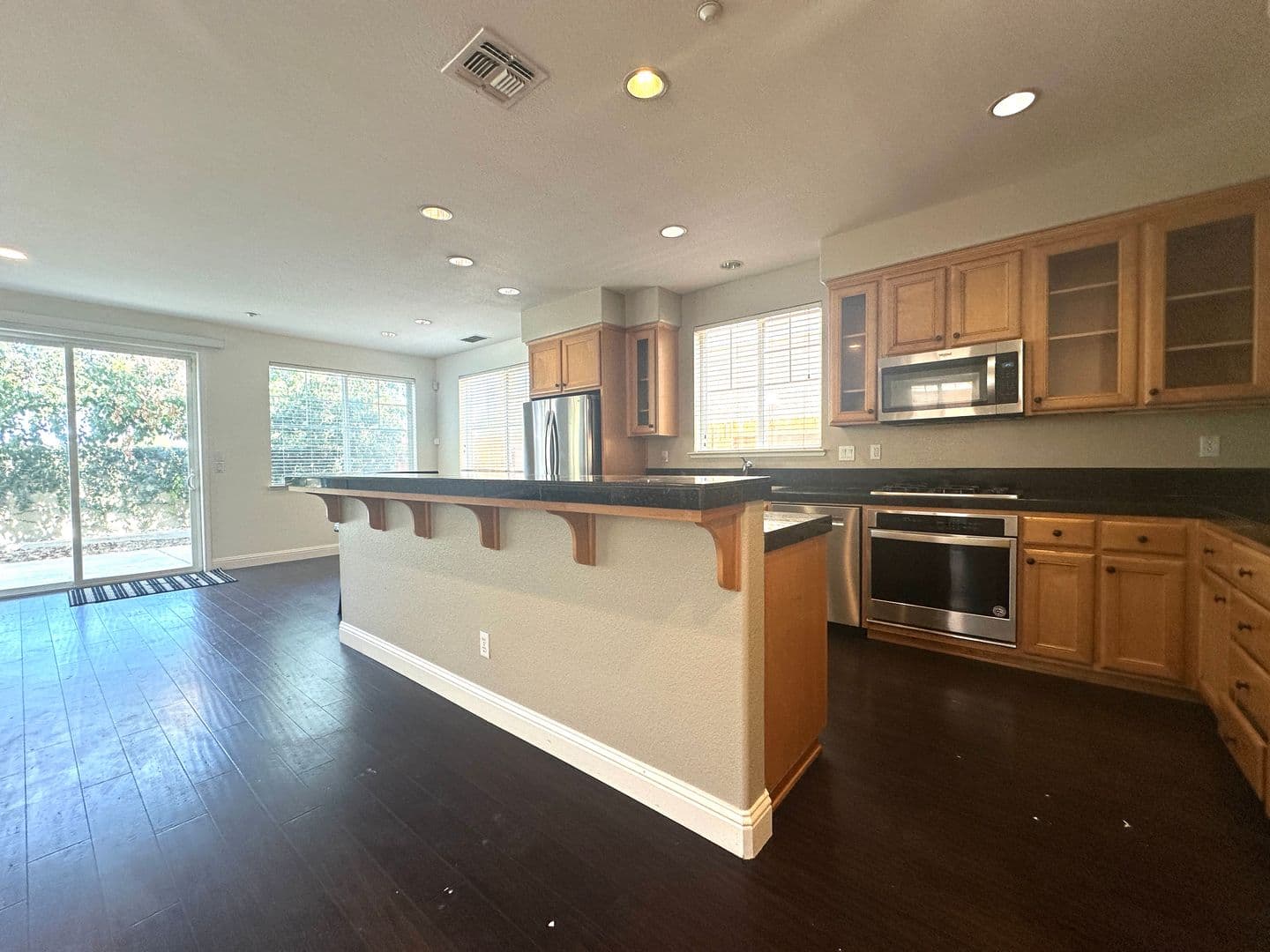 Brentwood House: 2369 Fernwood Ln