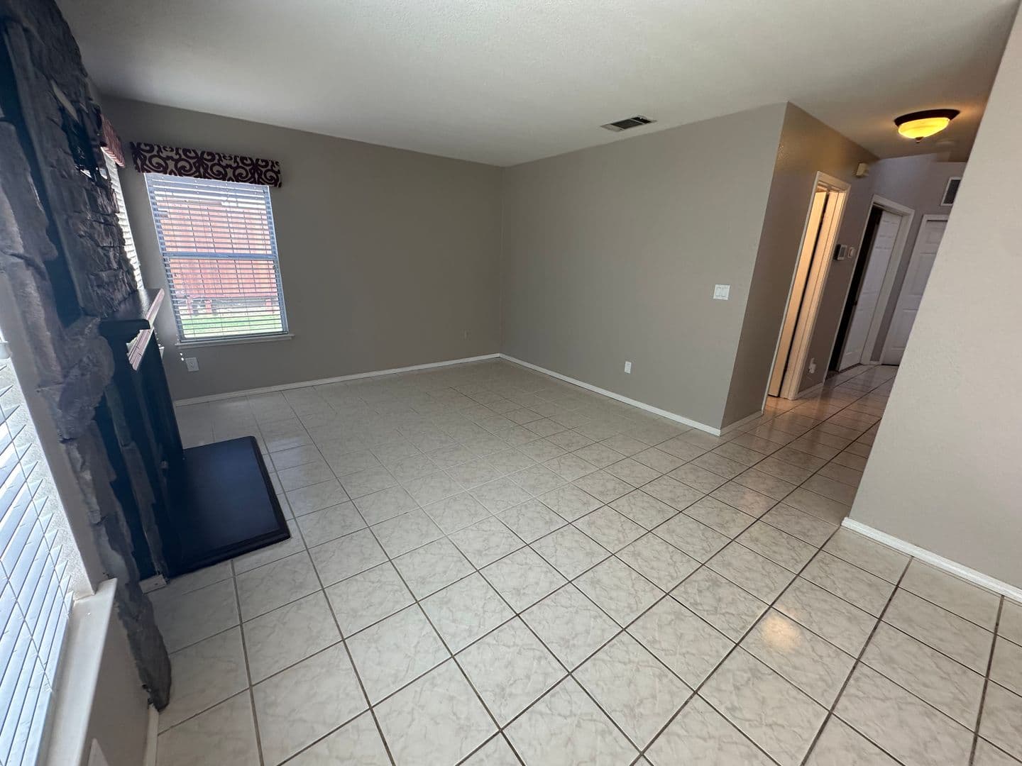 Antioch House: 5144 Pioneer Way